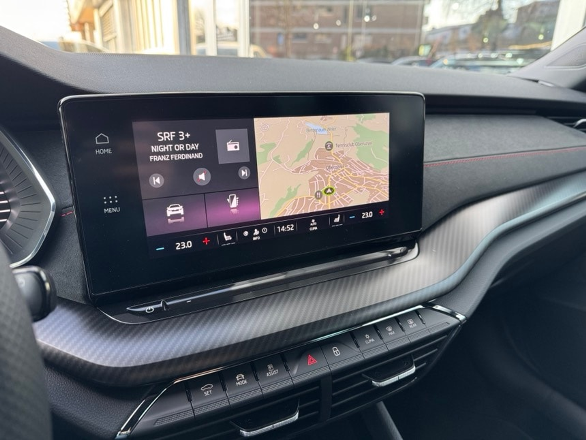 listing desktop thumbnail image 14