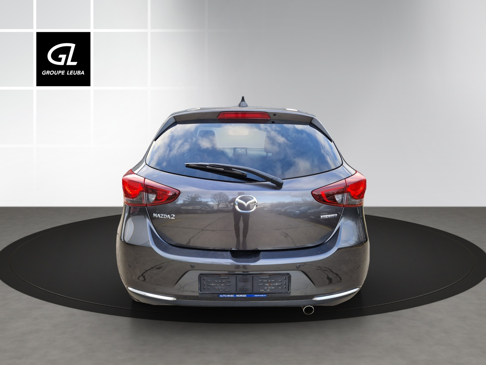 listing desktop thumbnail image 8