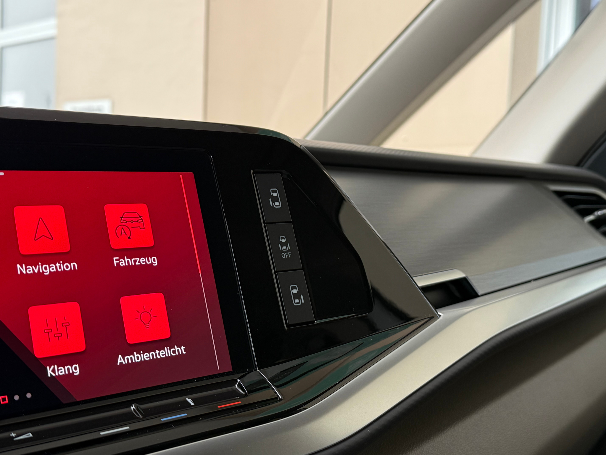 listing desktop thumbnail image 20