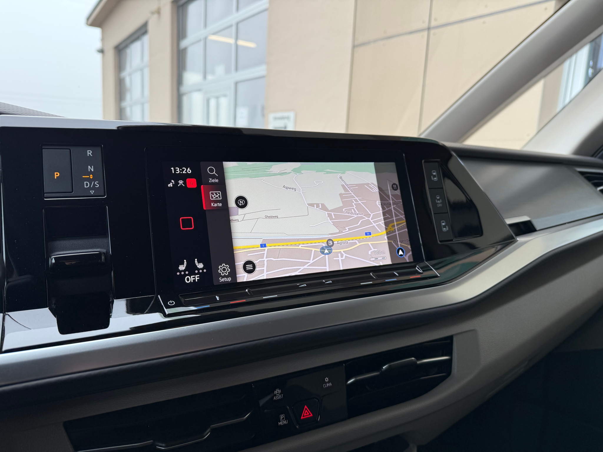 listing desktop thumbnail image 17