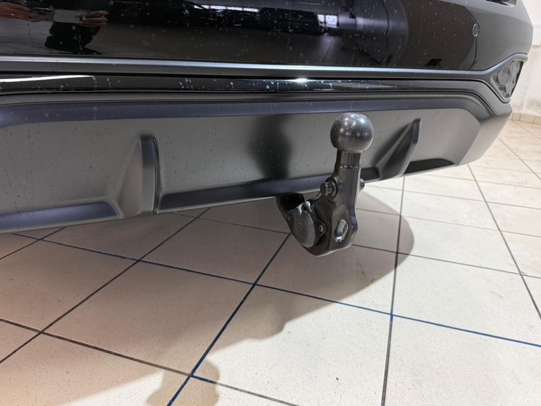 listing desktop thumbnail image 4