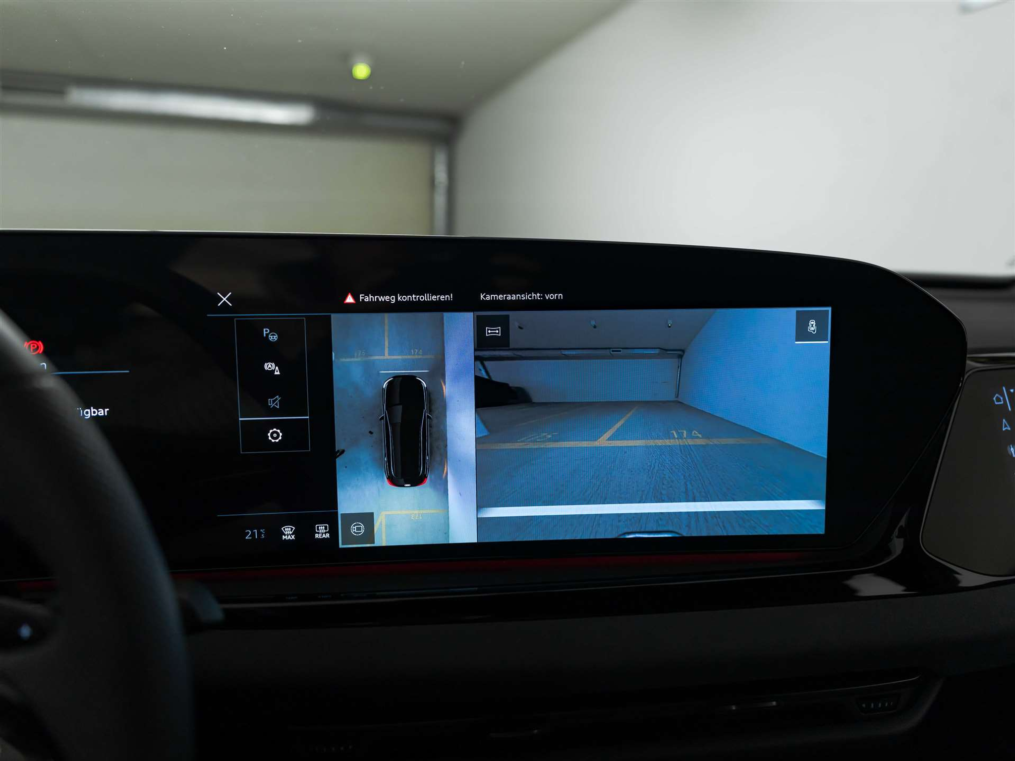 listing desktop thumbnail image 40