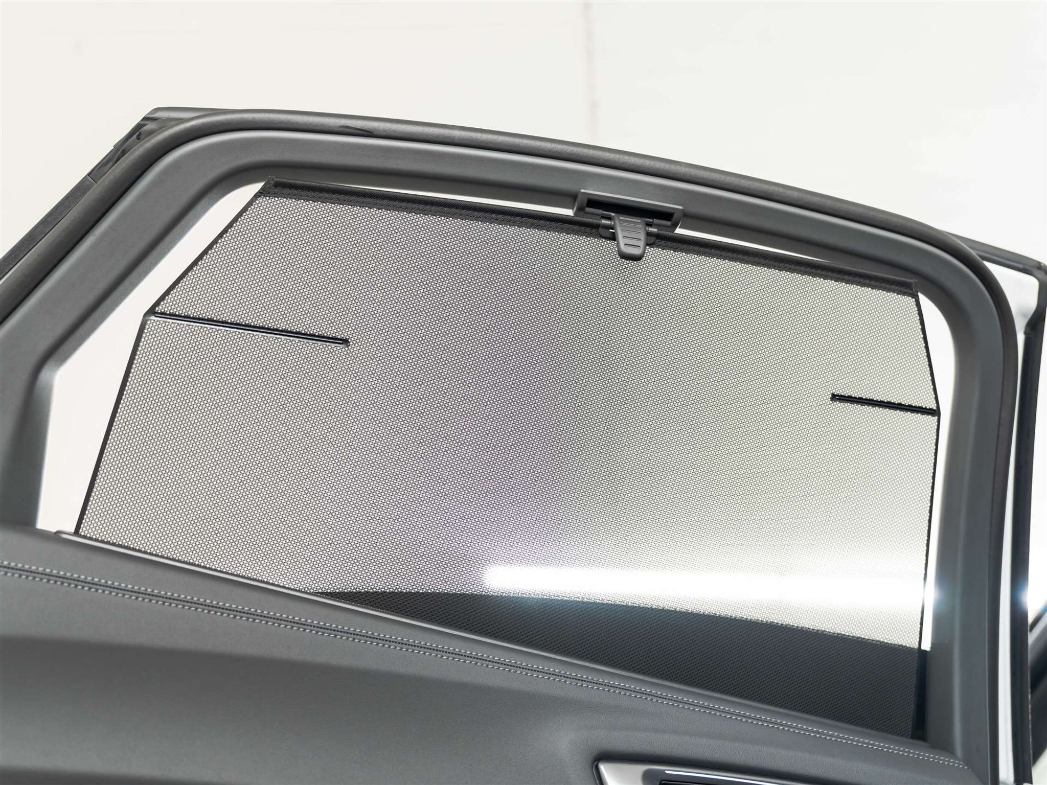 listing desktop thumbnail image 24