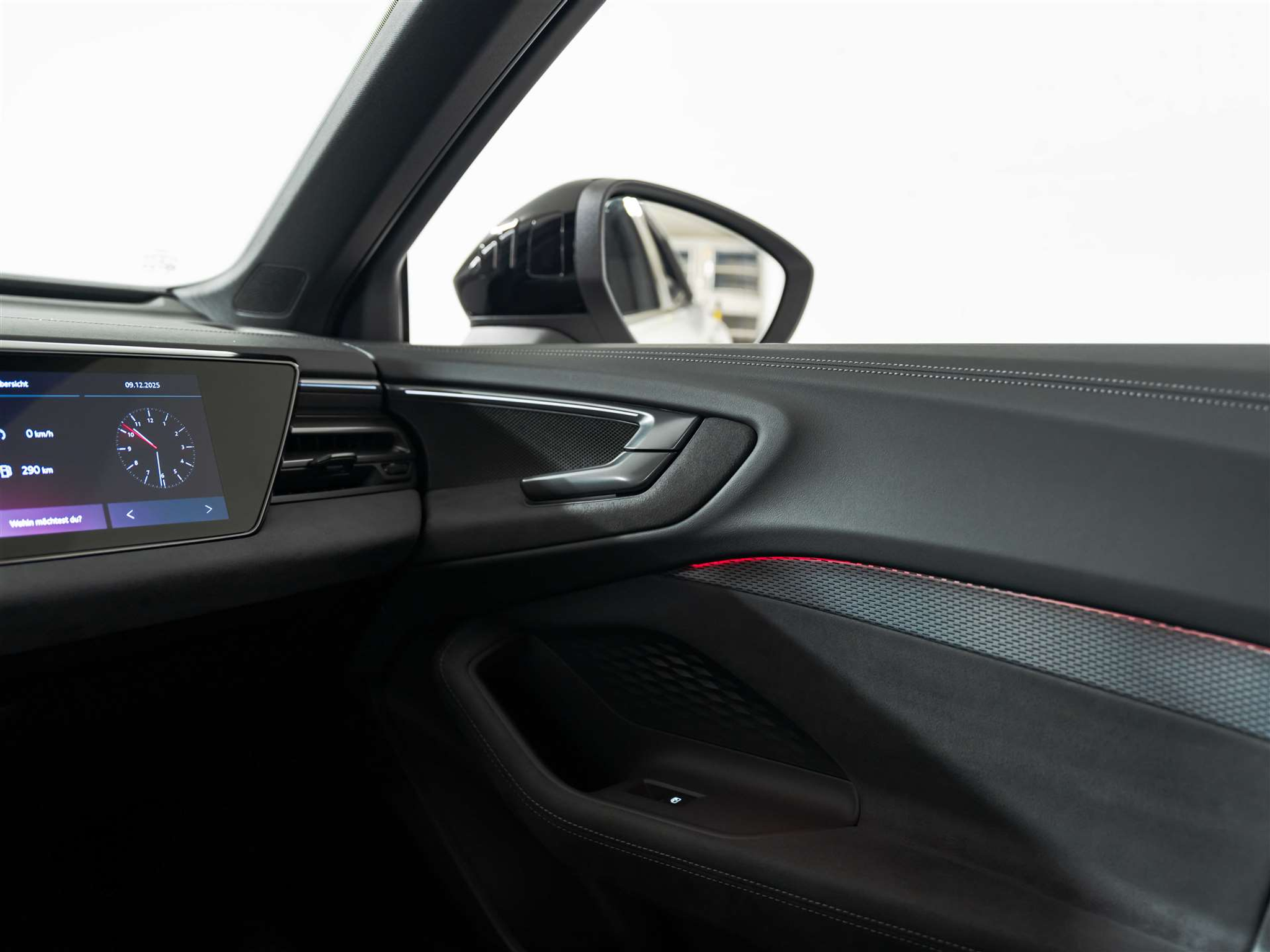 listing desktop thumbnail image 28