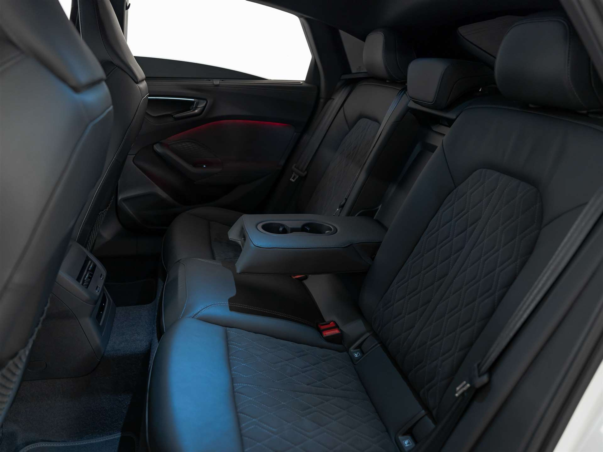 listing desktop thumbnail image 13