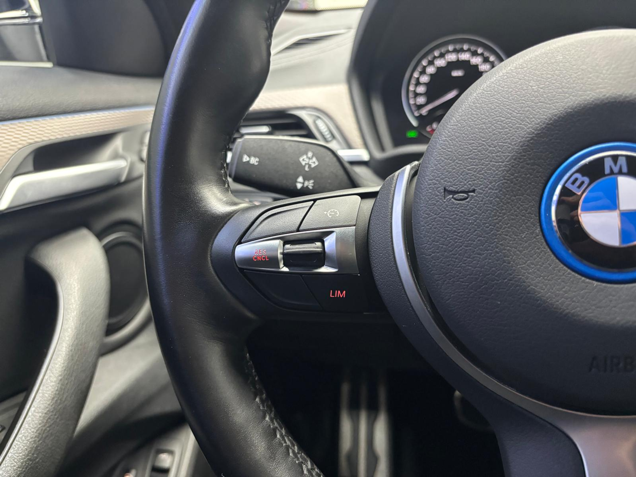 listing desktop thumbnail image 19