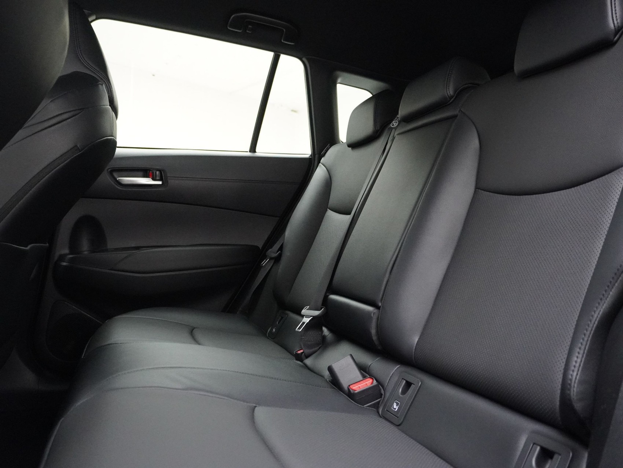 listing desktop thumbnail image 9