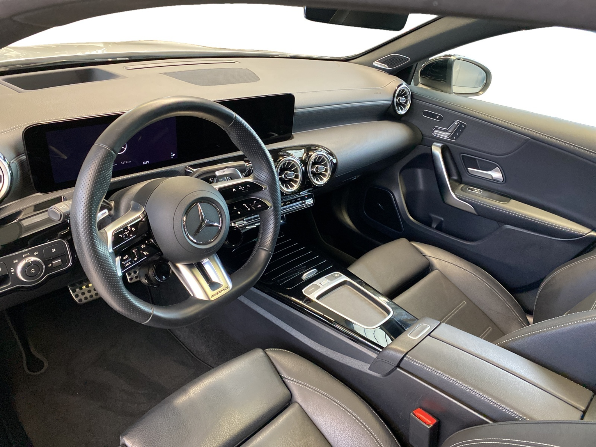 listing desktop thumbnail image 11