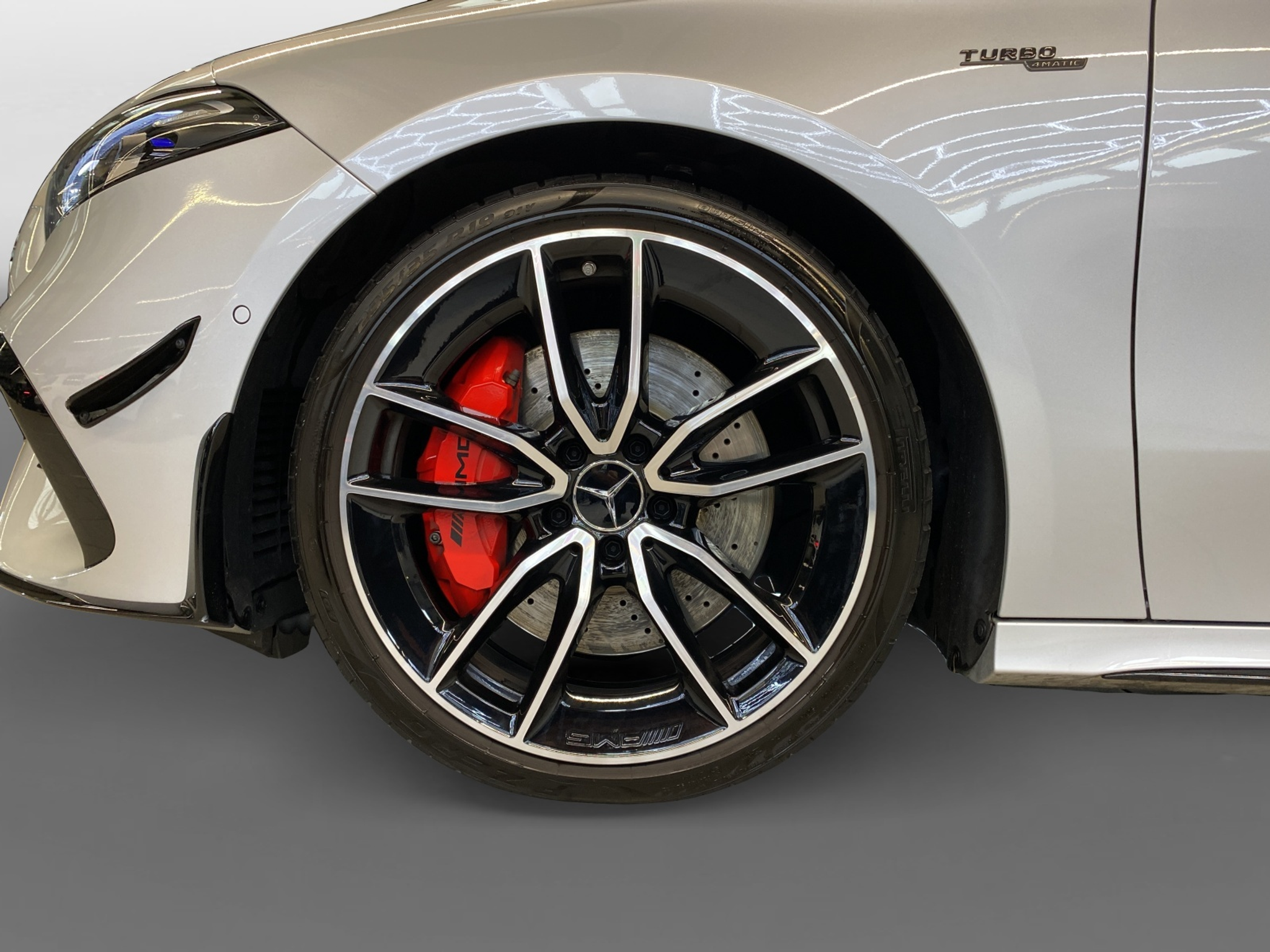 listing desktop thumbnail image 4