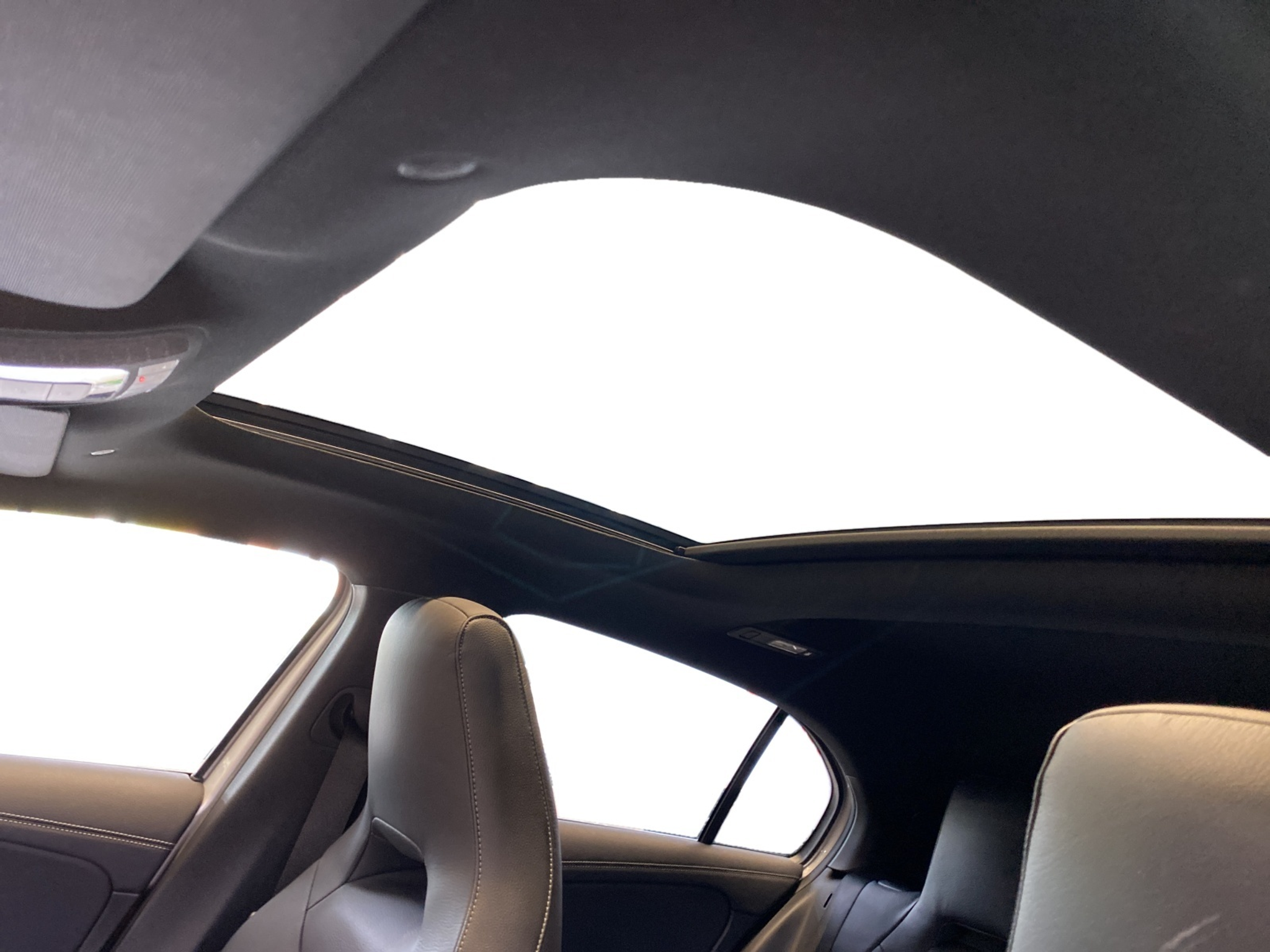 listing desktop thumbnail image 10