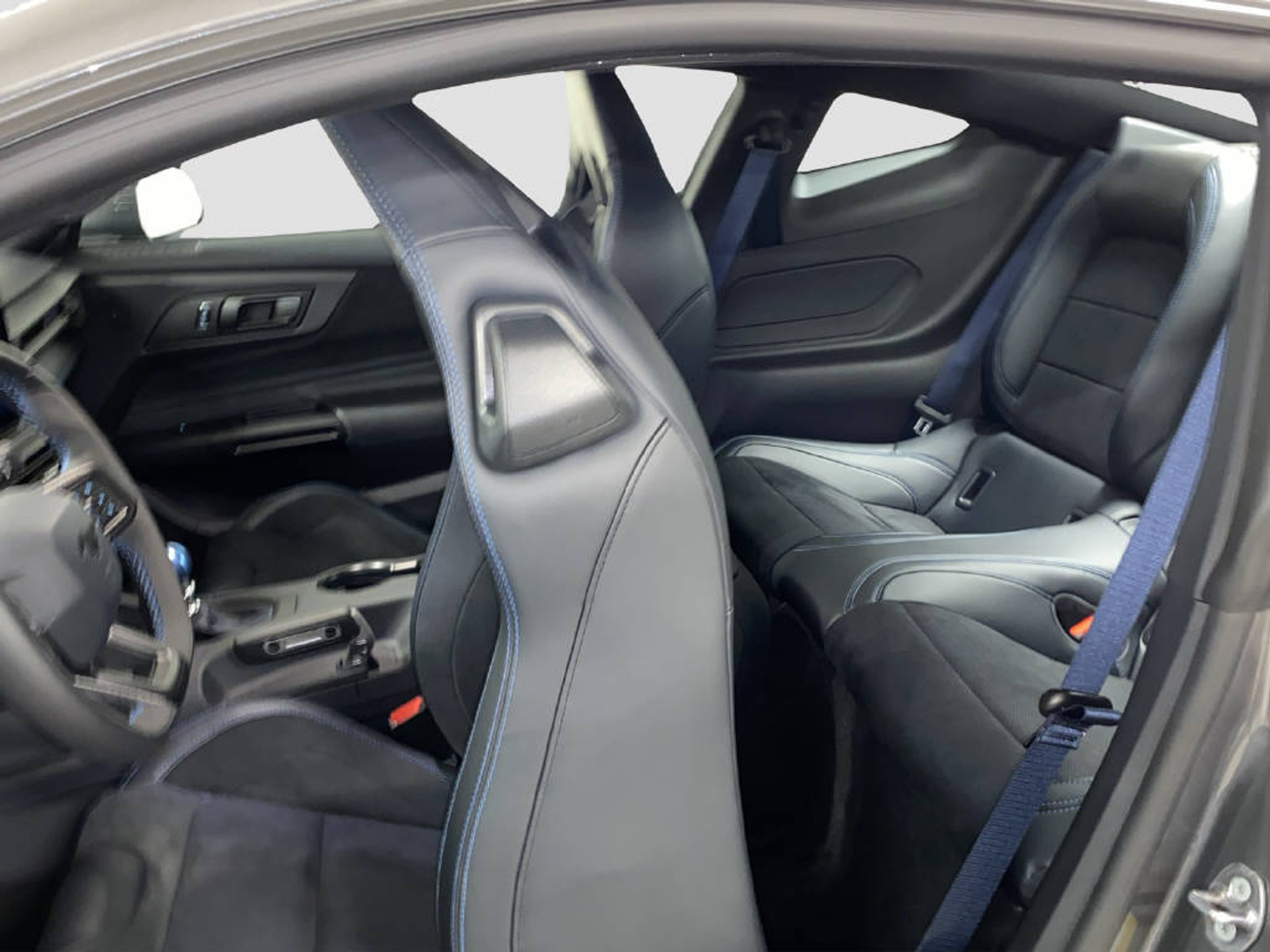 listing desktop thumbnail image 12