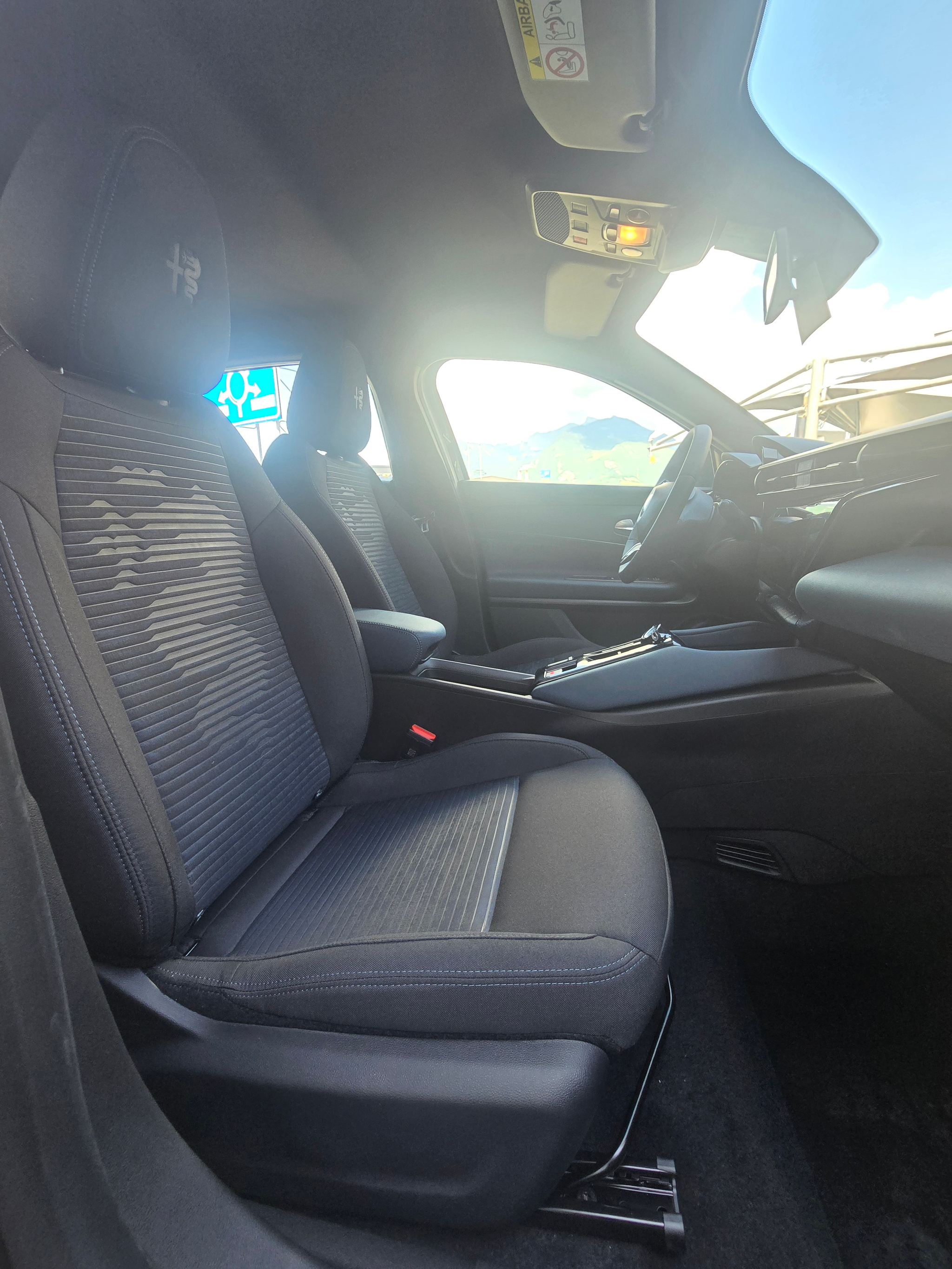 listing desktop thumbnail image 15