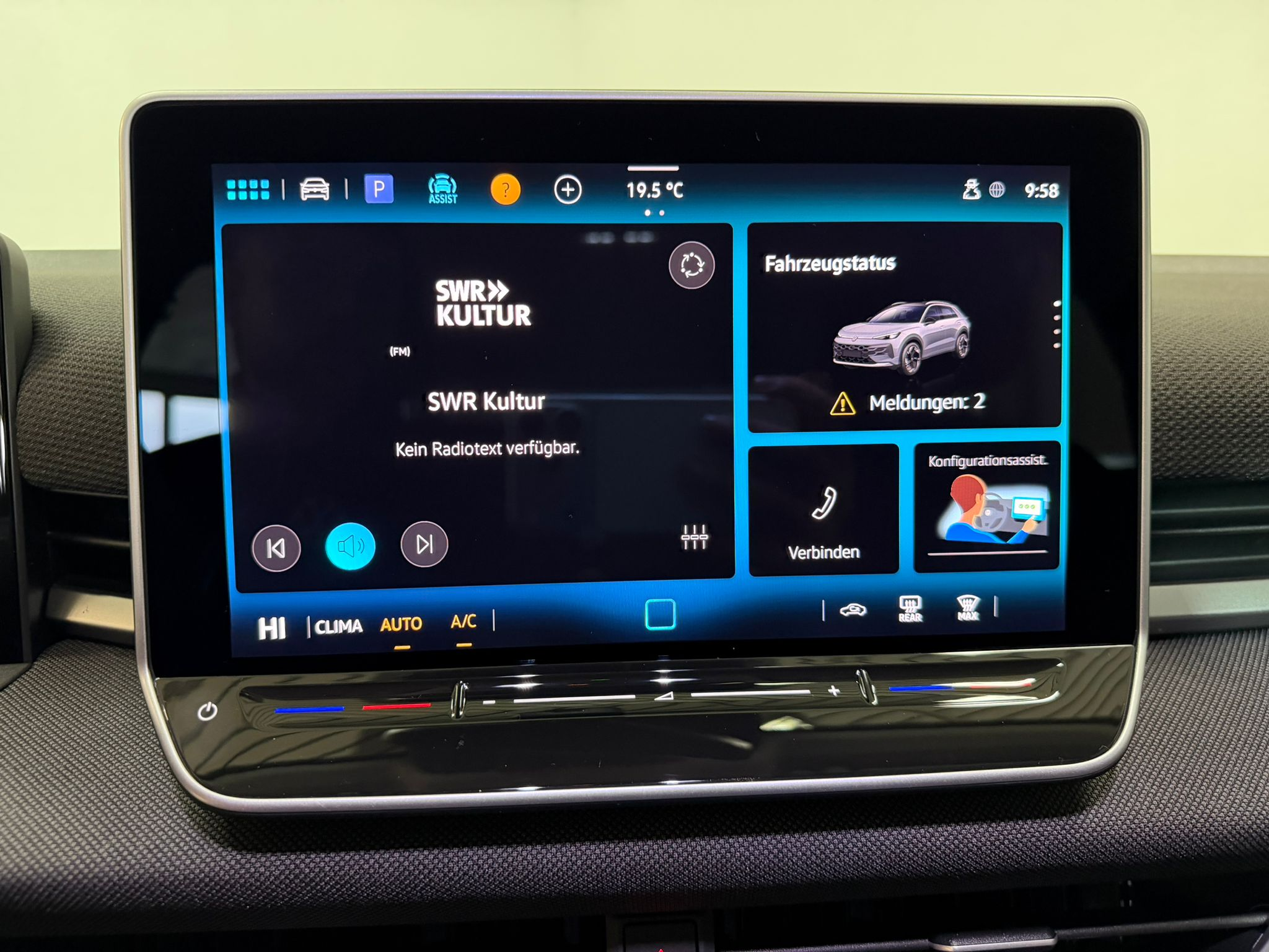 listing desktop thumbnail image 11