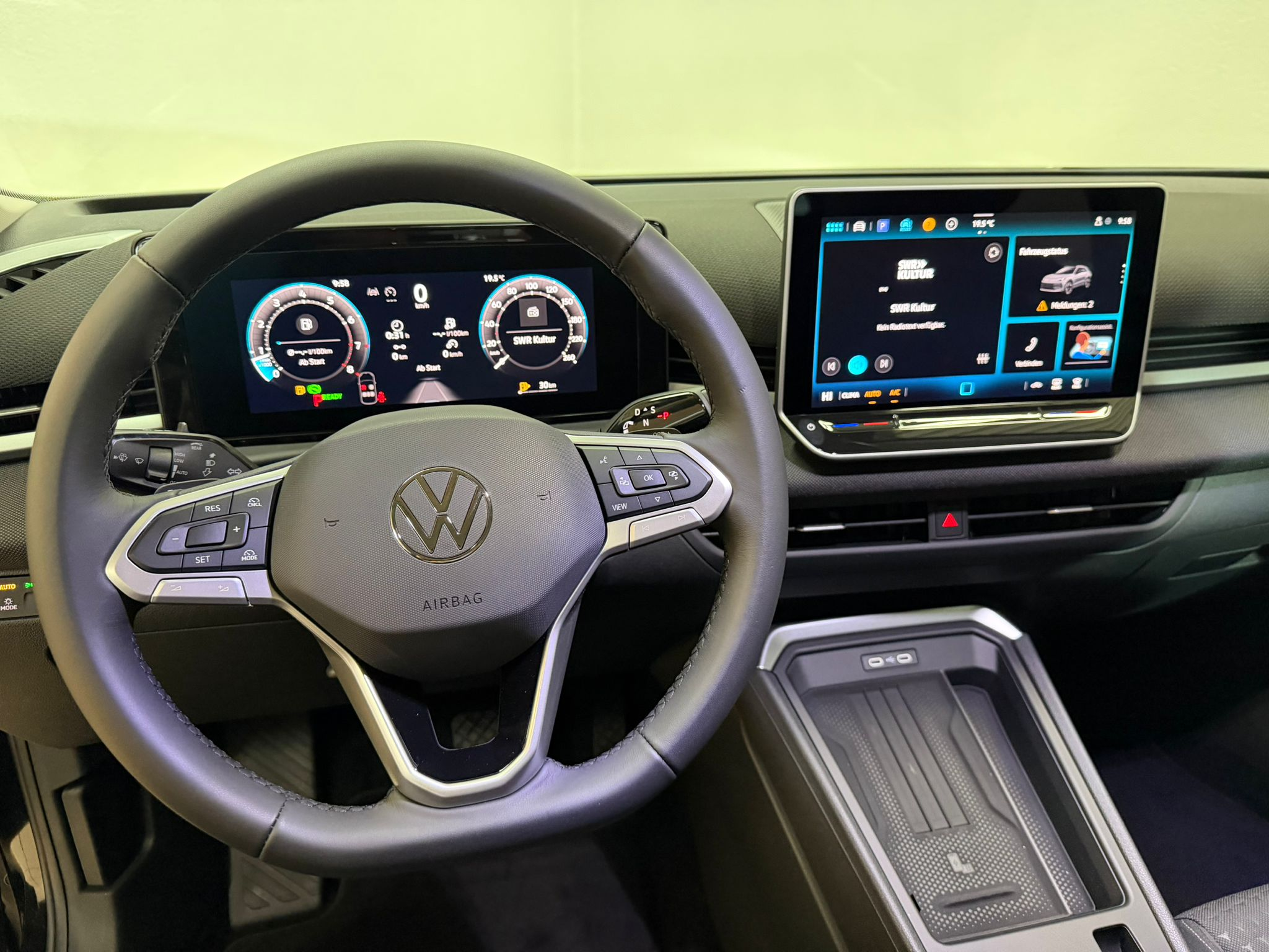 listing desktop thumbnail image 6