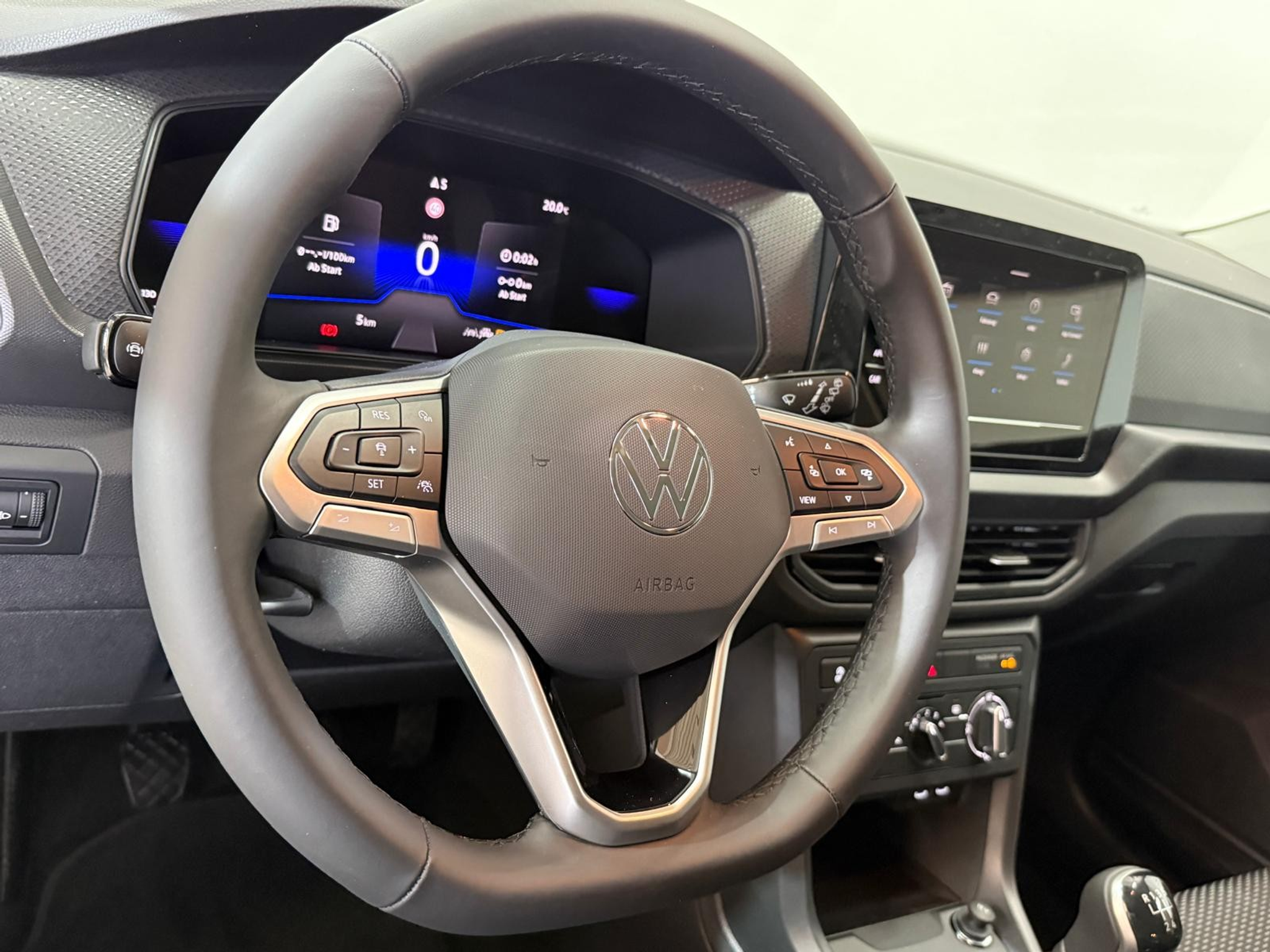 listing desktop thumbnail image 6