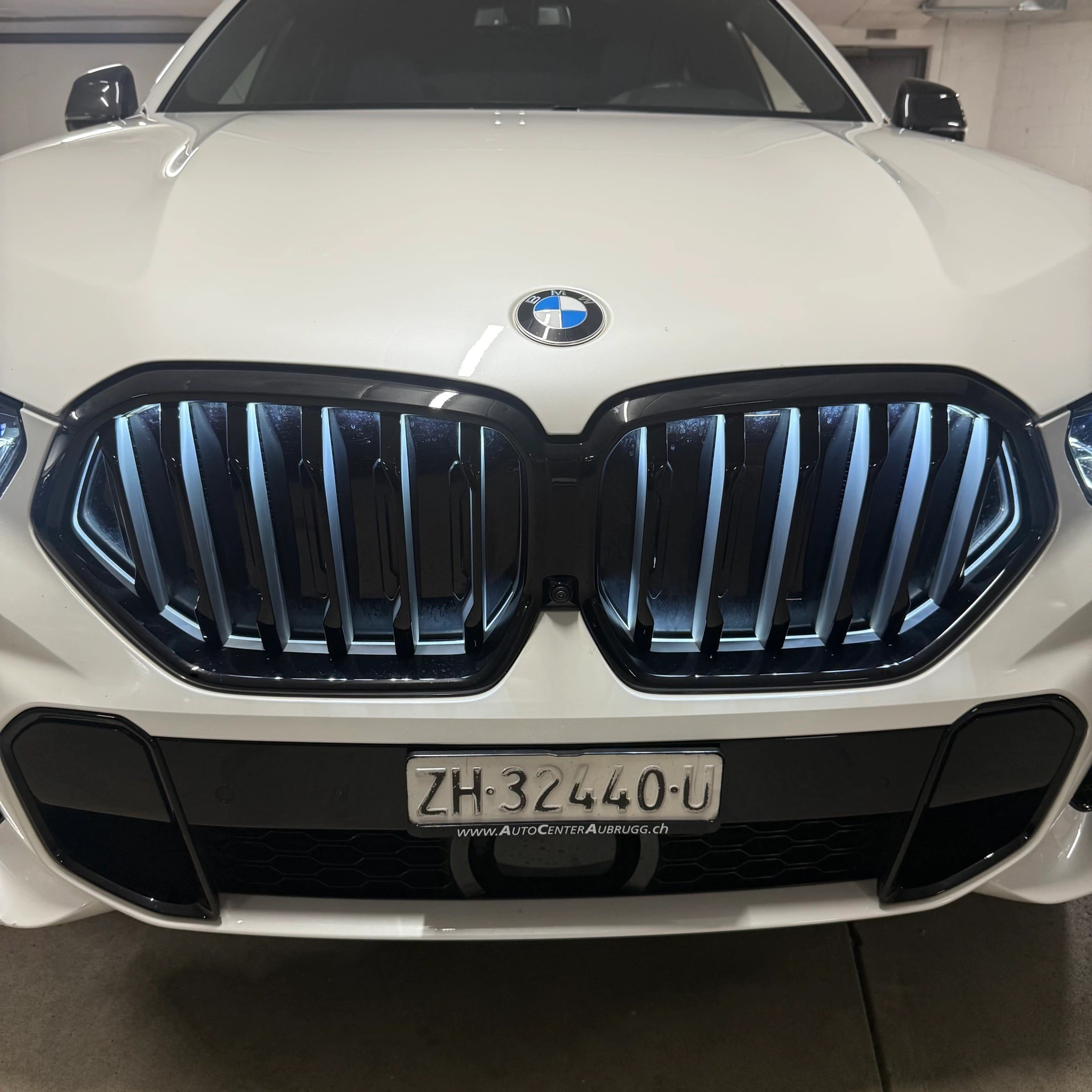 listing desktop thumbnail image 29