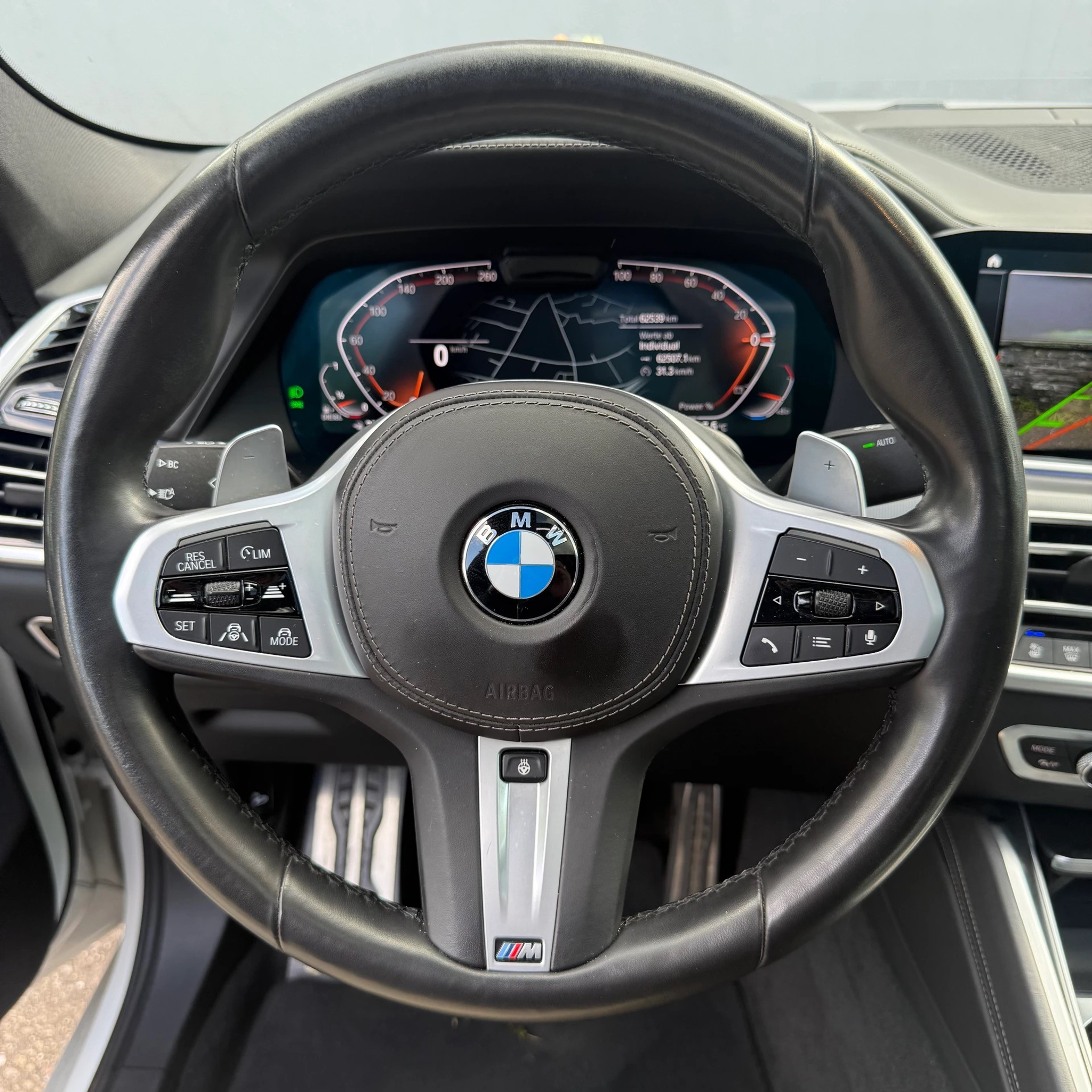 listing desktop thumbnail image 21