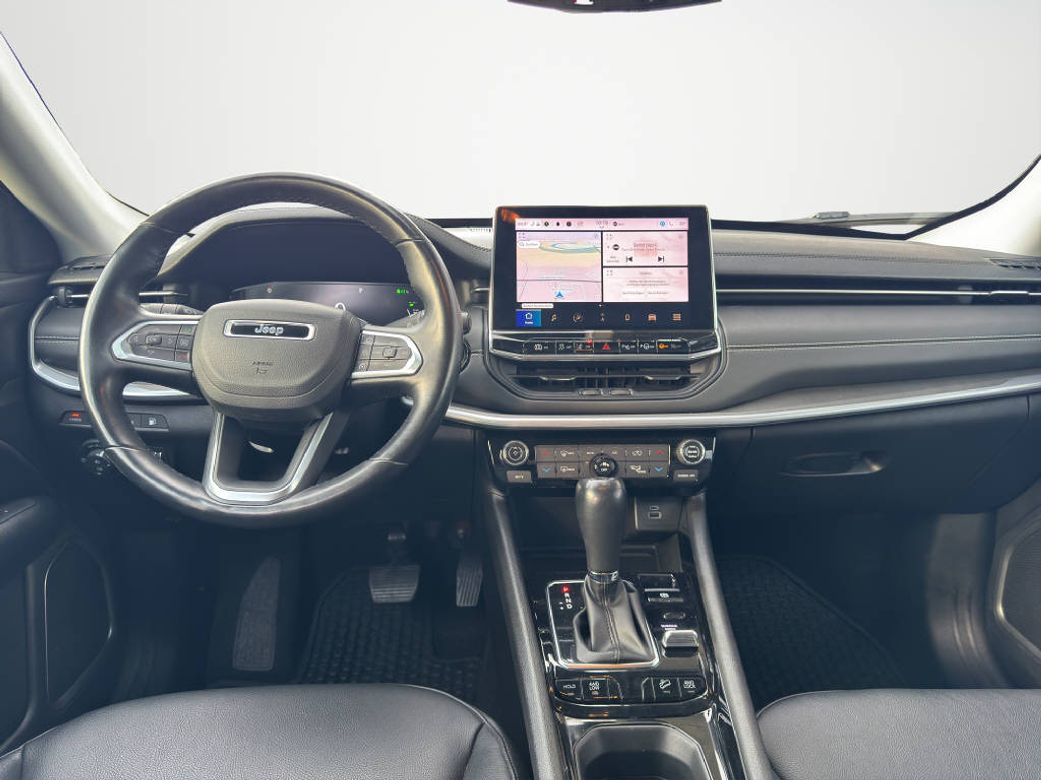 listing desktop thumbnail image 13