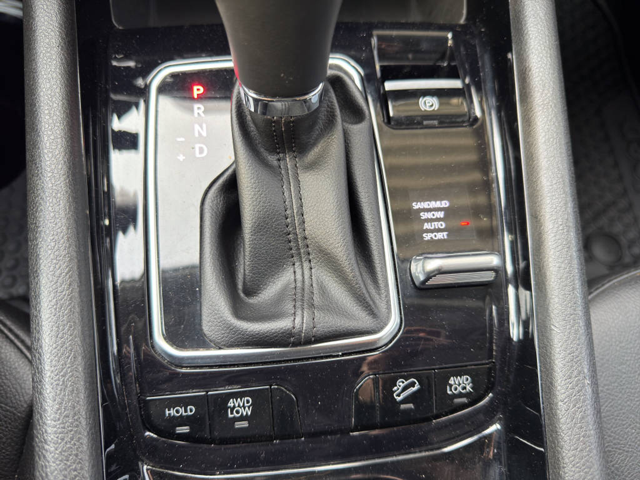 listing desktop thumbnail image 16