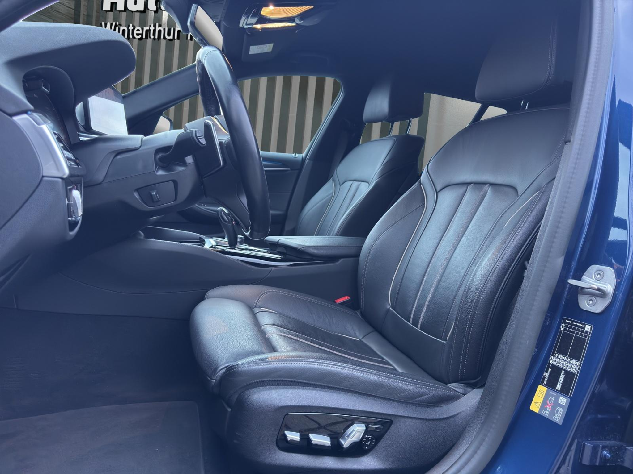 listing desktop thumbnail image 14