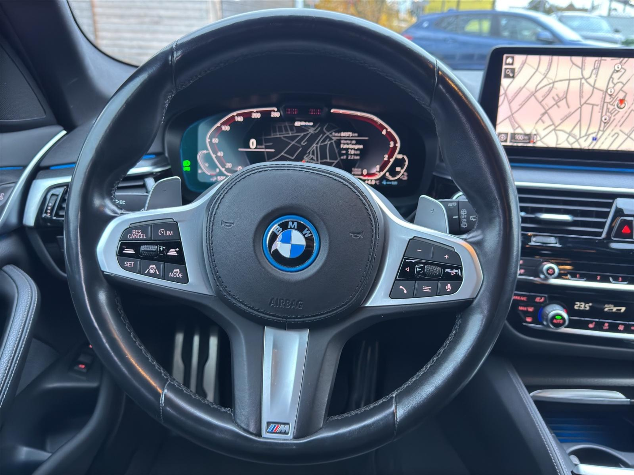 listing desktop thumbnail image 11