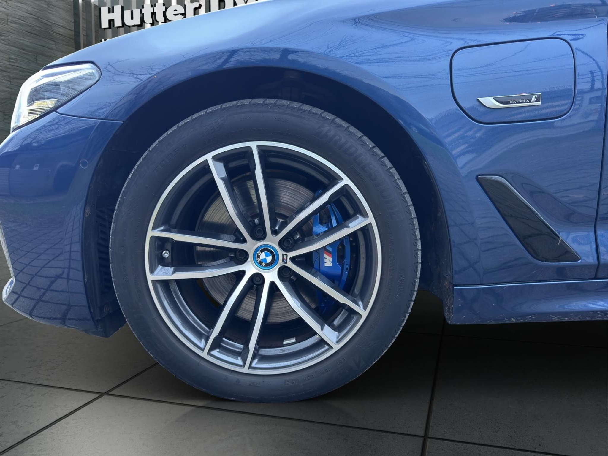 listing desktop thumbnail image 9