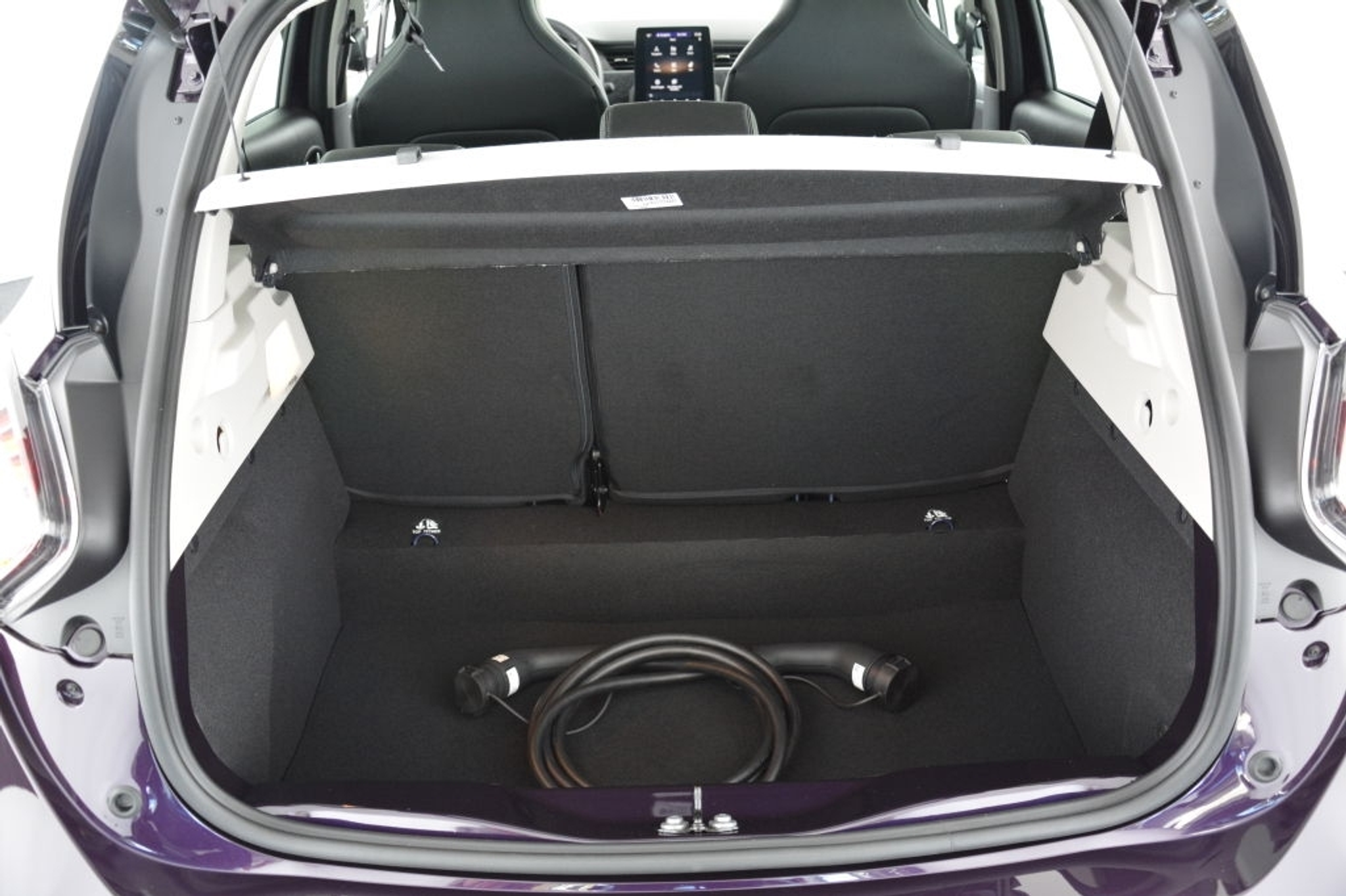 listing desktop thumbnail image 23