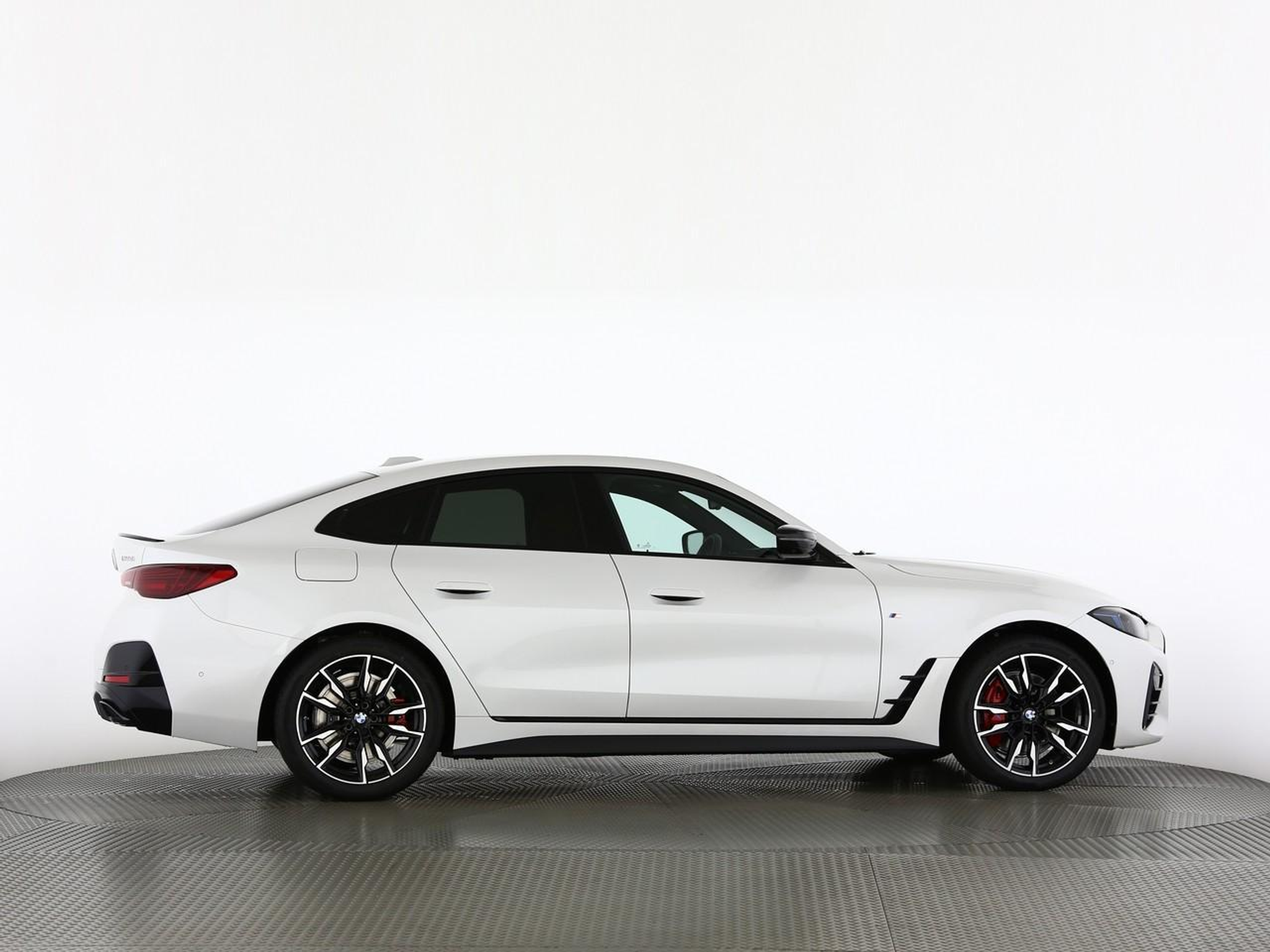 listing desktop thumbnail image 8