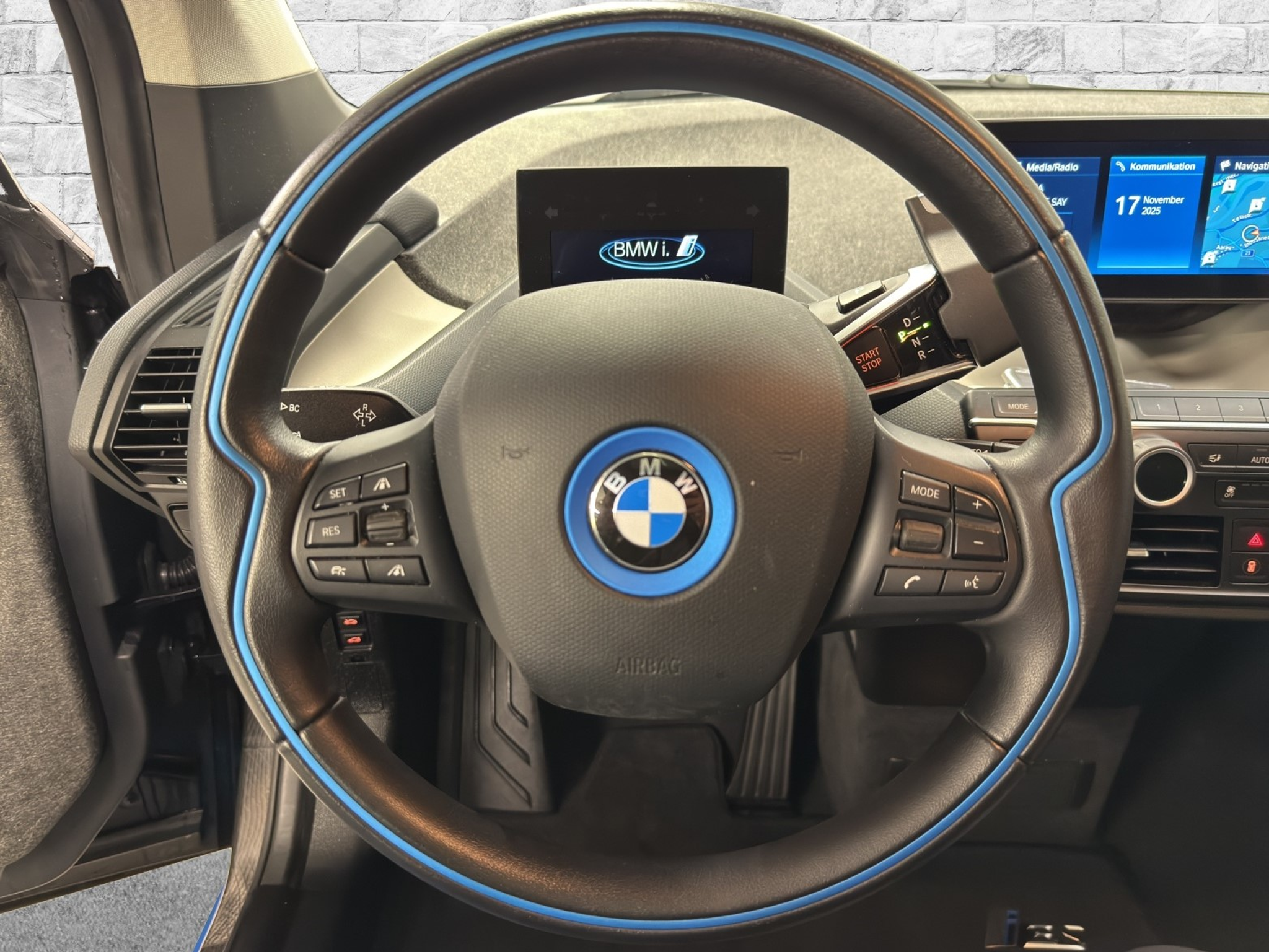 listing desktop thumbnail image 9