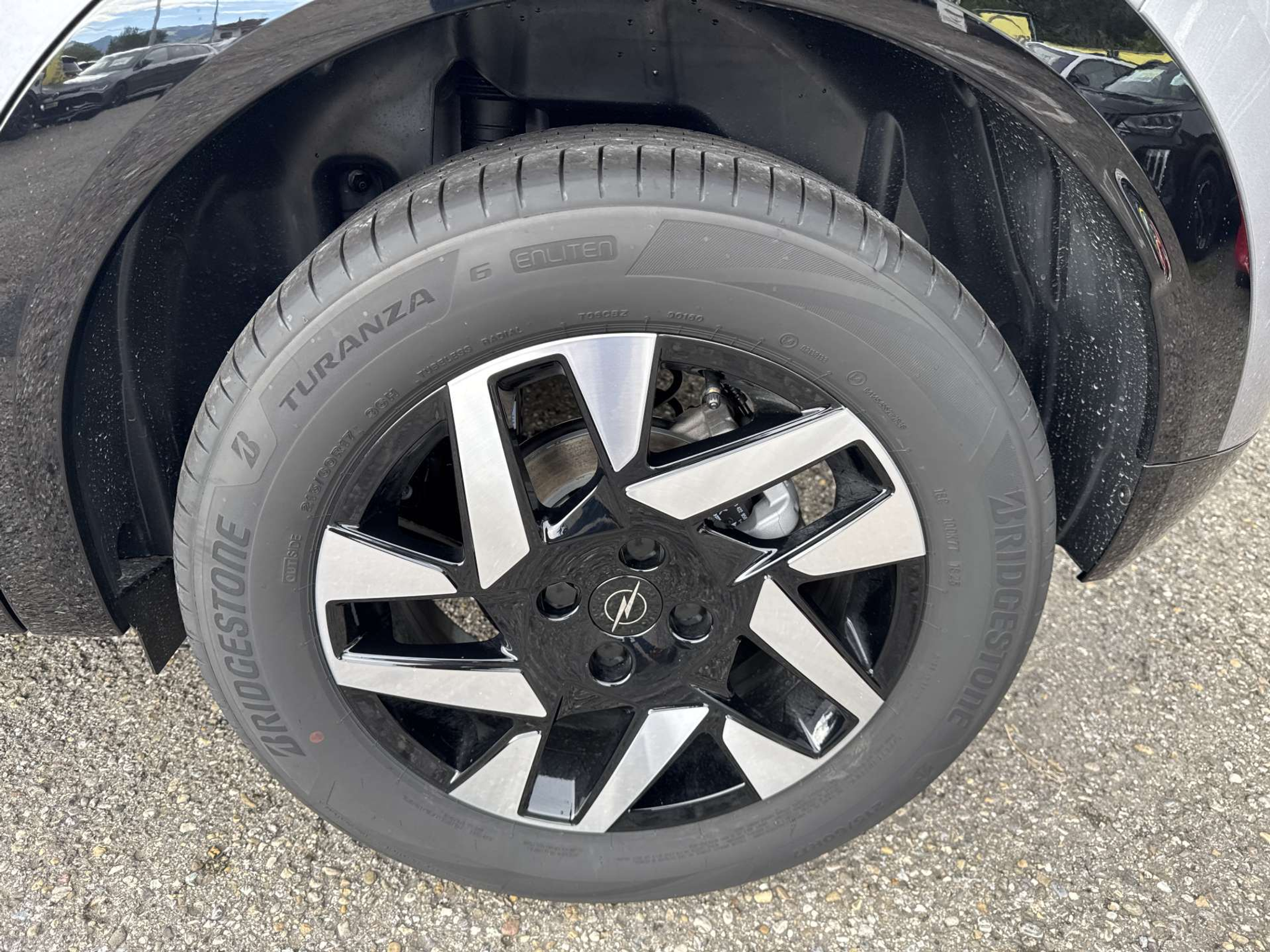 listing desktop thumbnail image 9