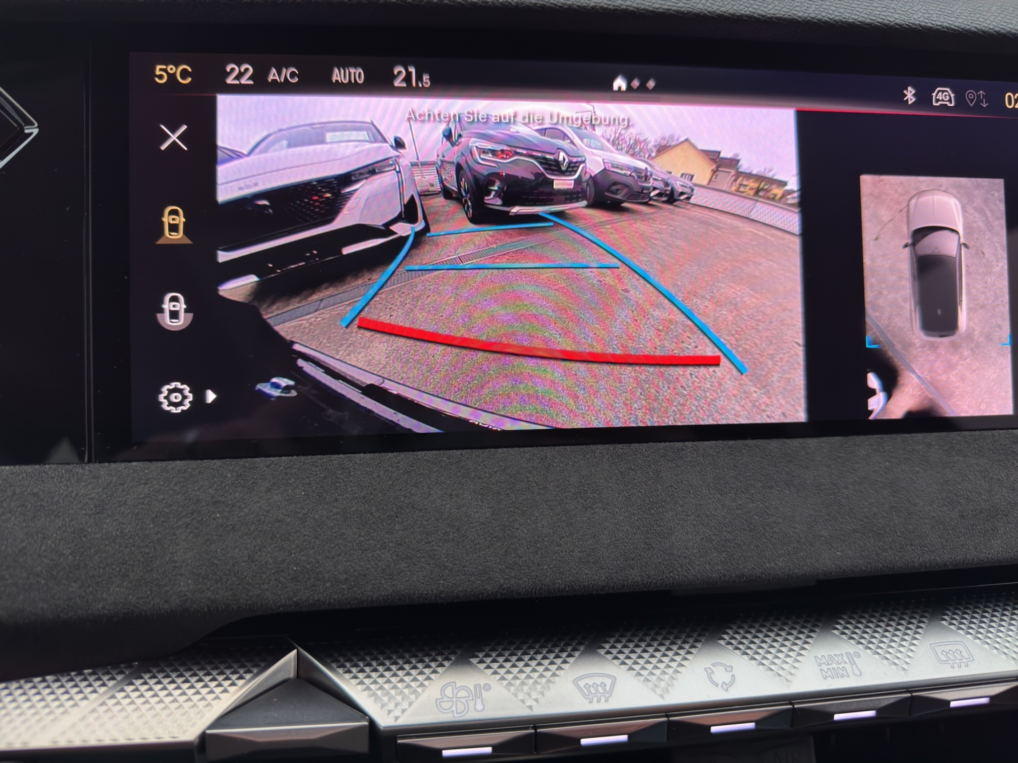 listing desktop thumbnail image 2