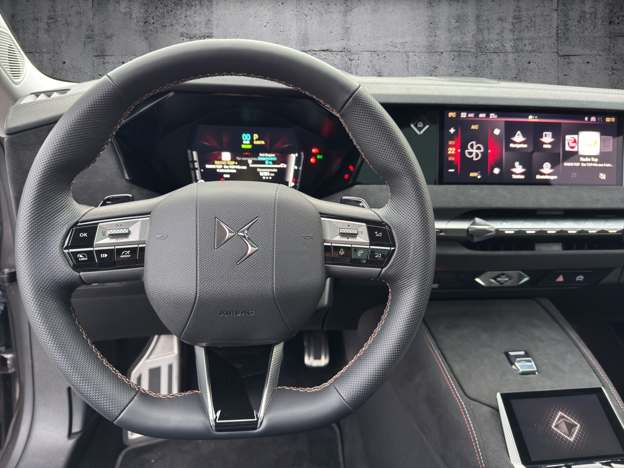 listing desktop thumbnail image 19