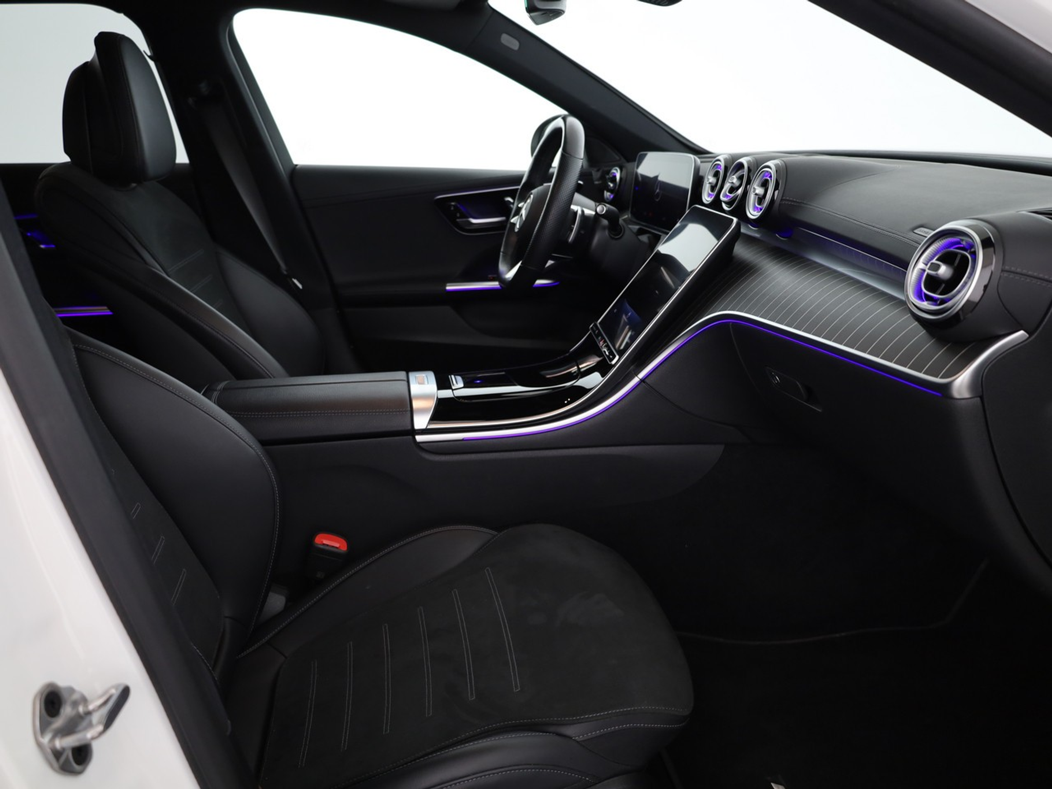 listing desktop thumbnail image 8