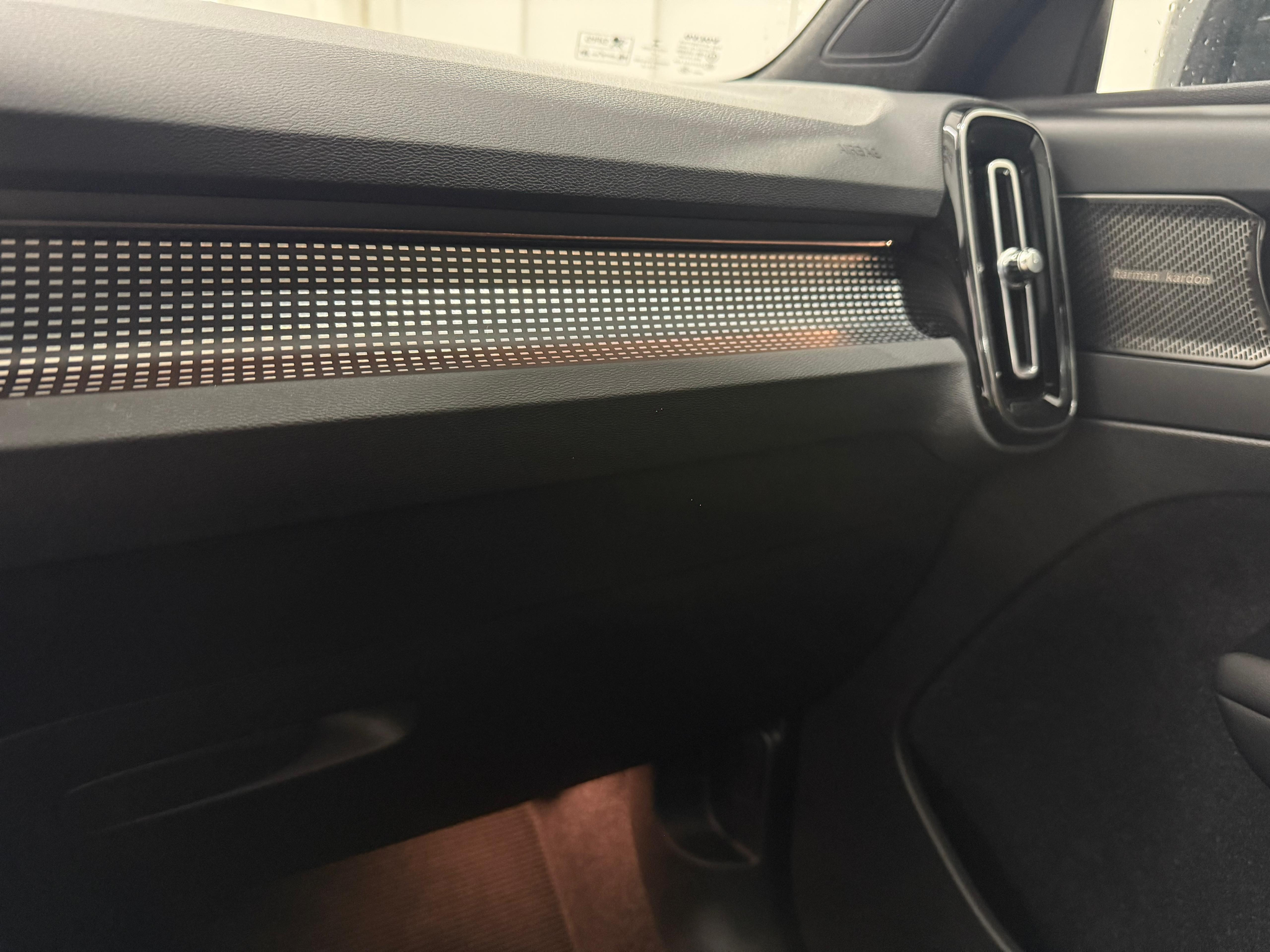 listing desktop thumbnail image 14