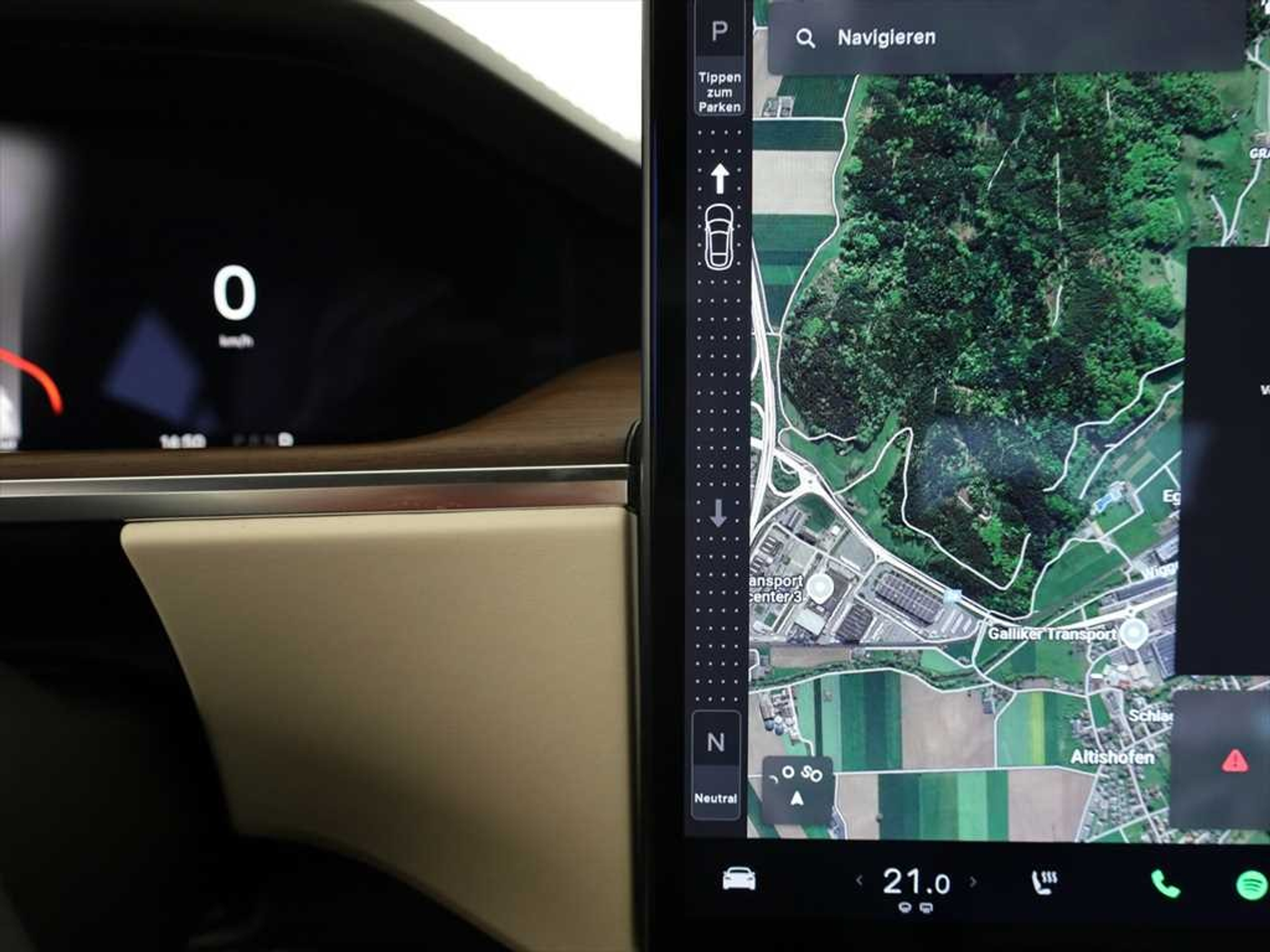 listing desktop thumbnail image 7