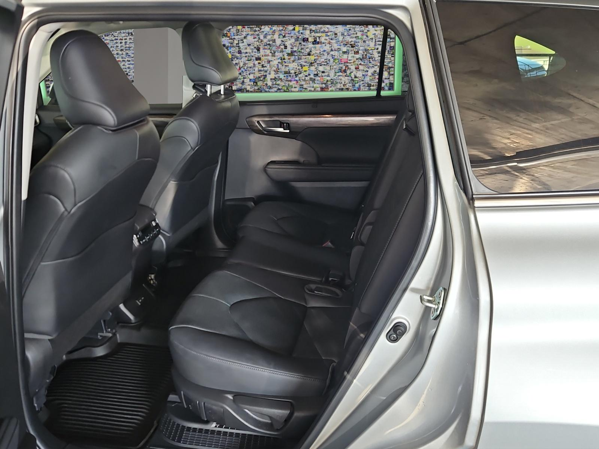 listing desktop thumbnail image 9