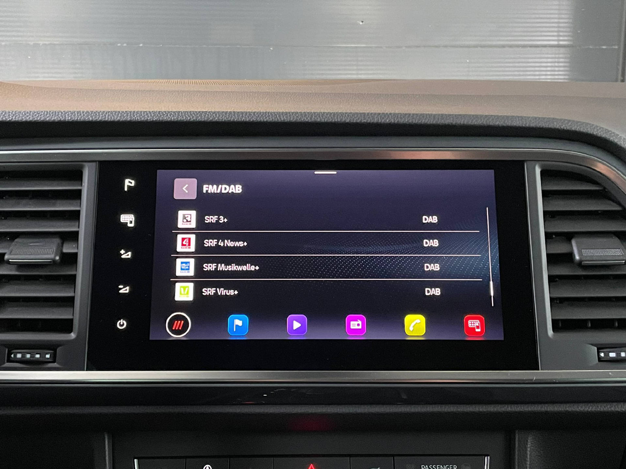 listing desktop thumbnail image 14