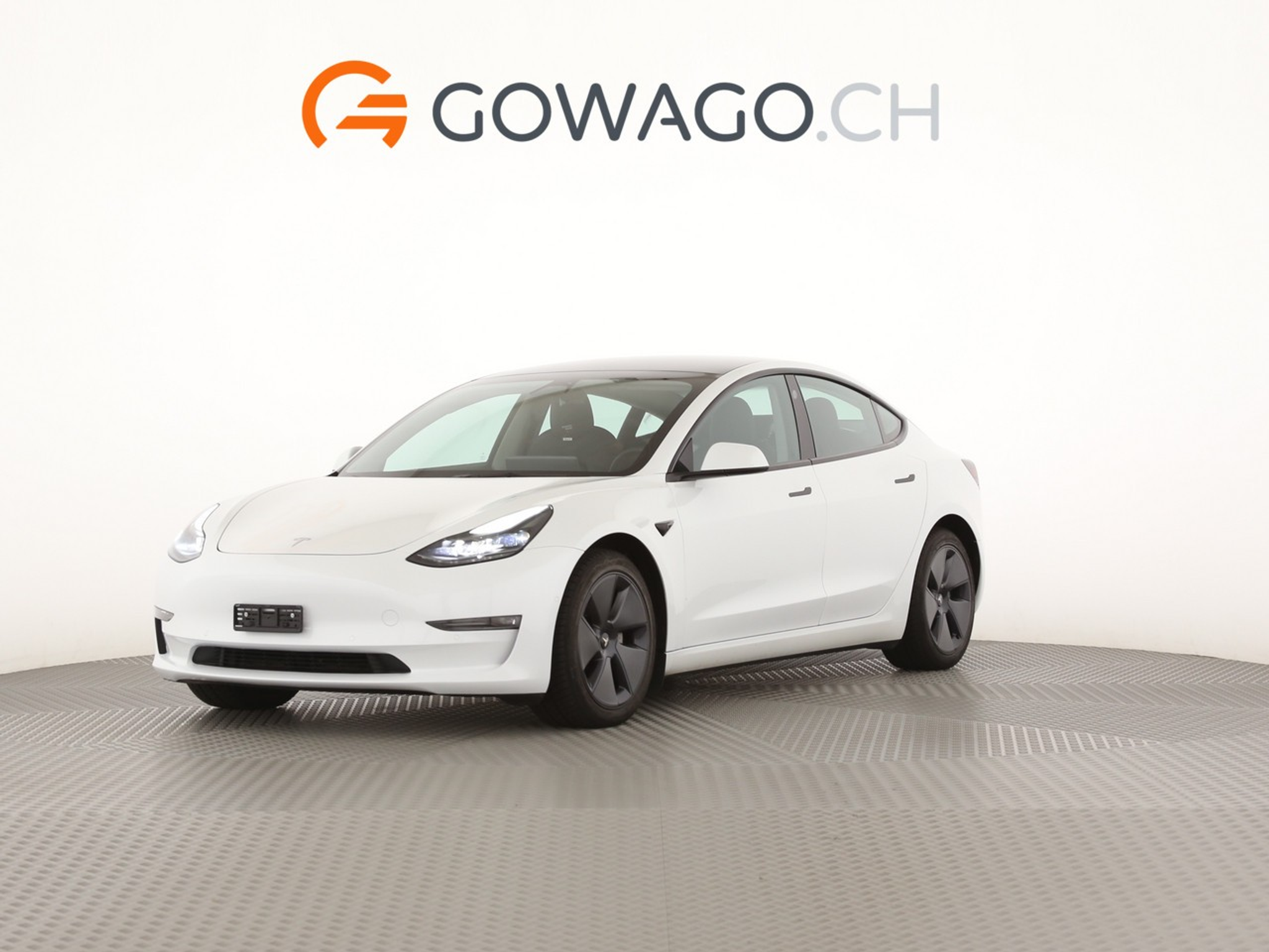 car-image-0