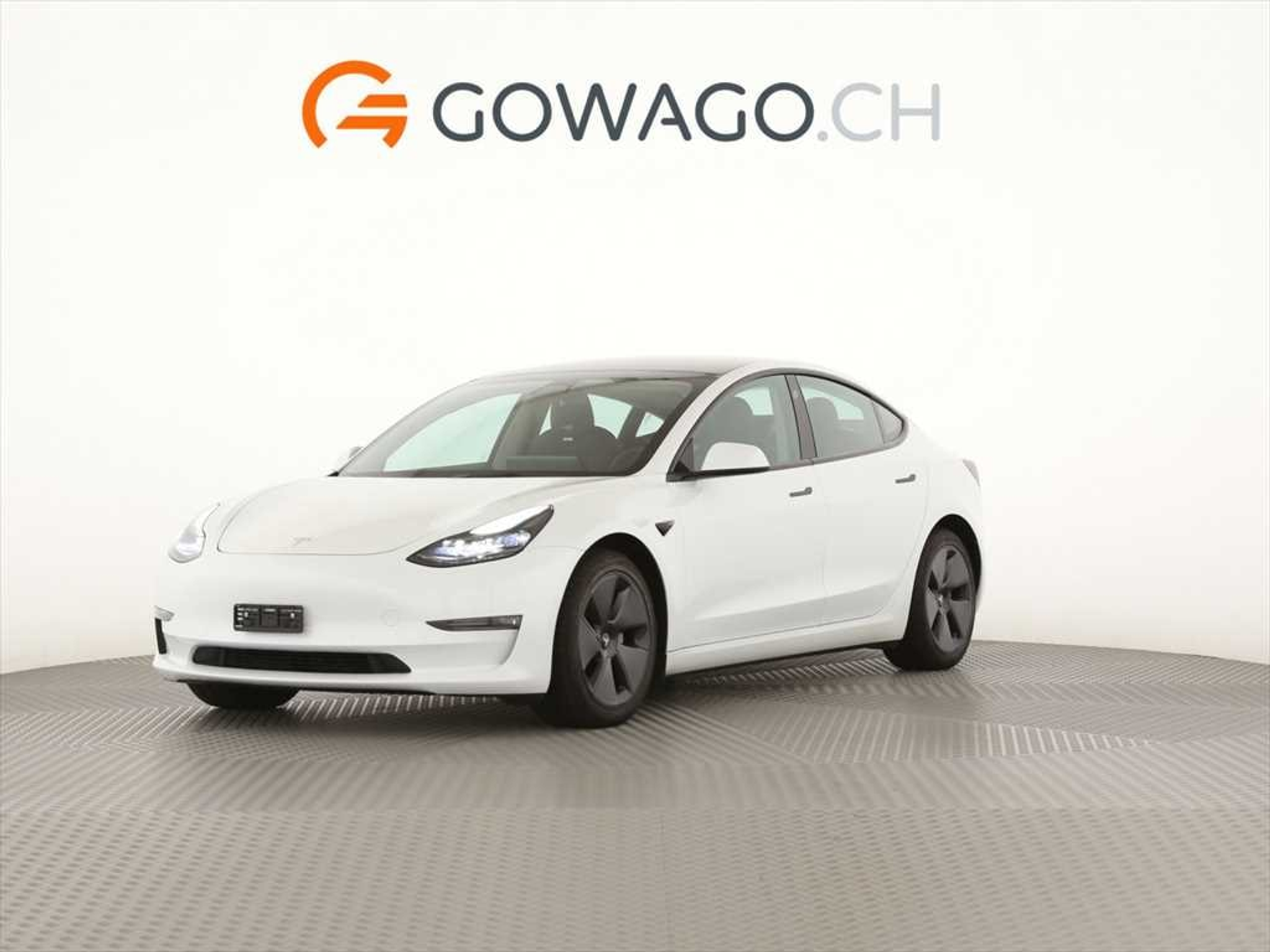 car-image-0