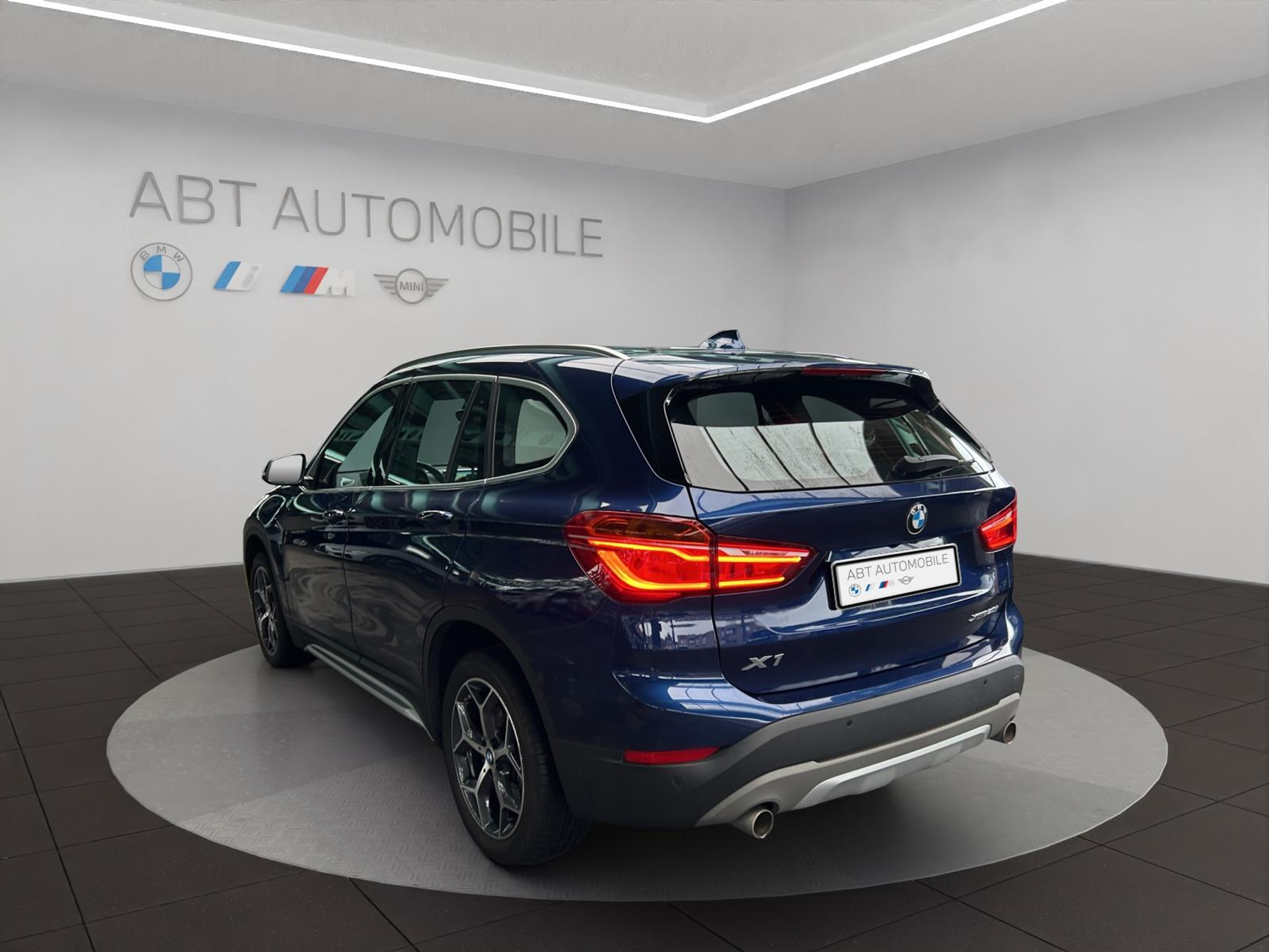 listing desktop thumbnail image 3