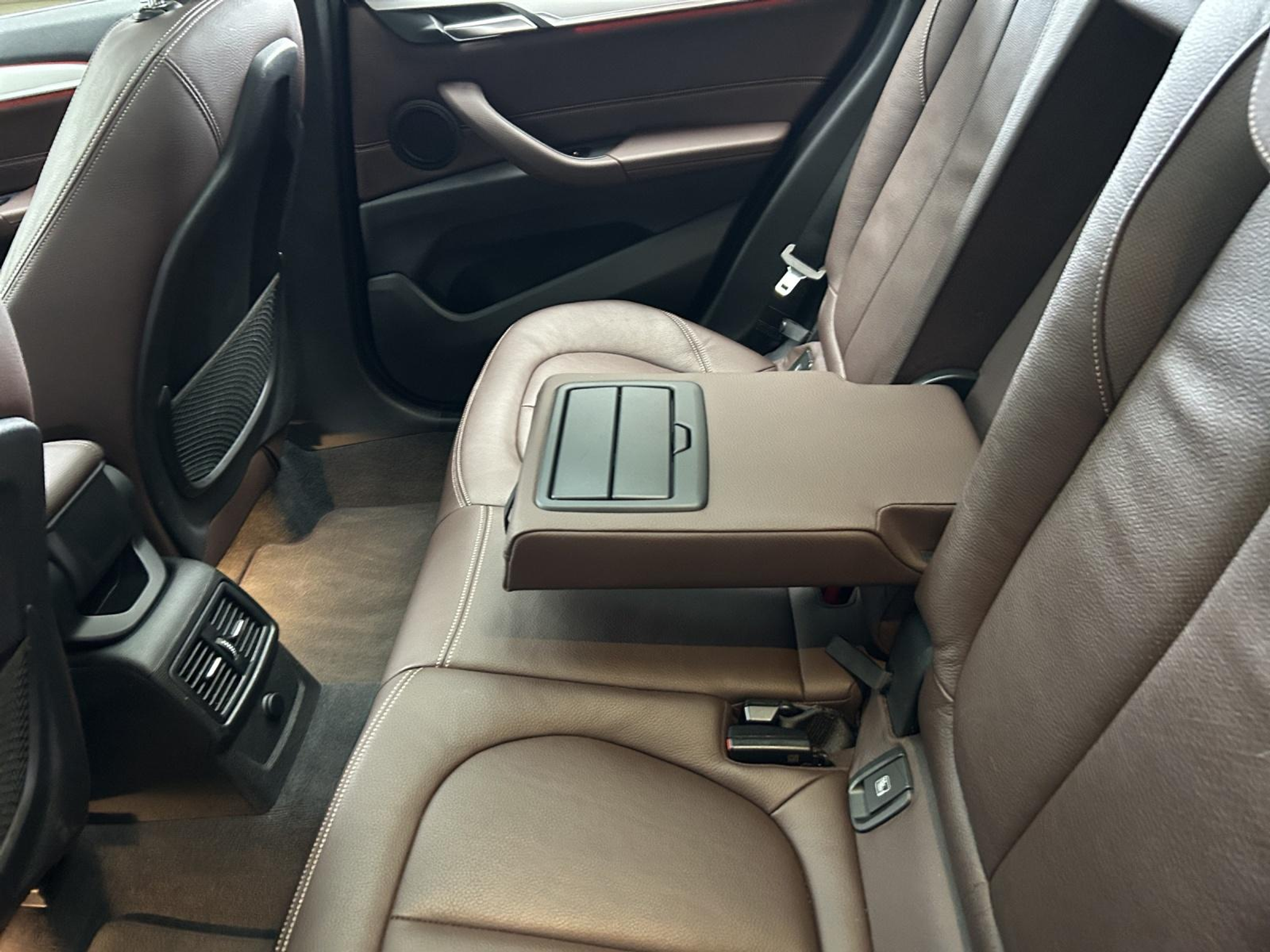 listing desktop thumbnail image 24