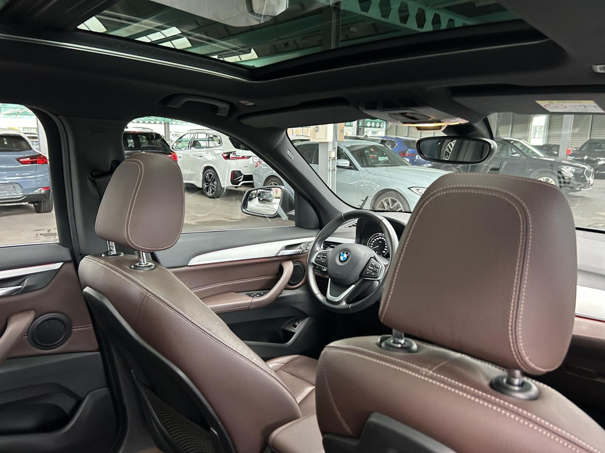 listing desktop thumbnail image 25