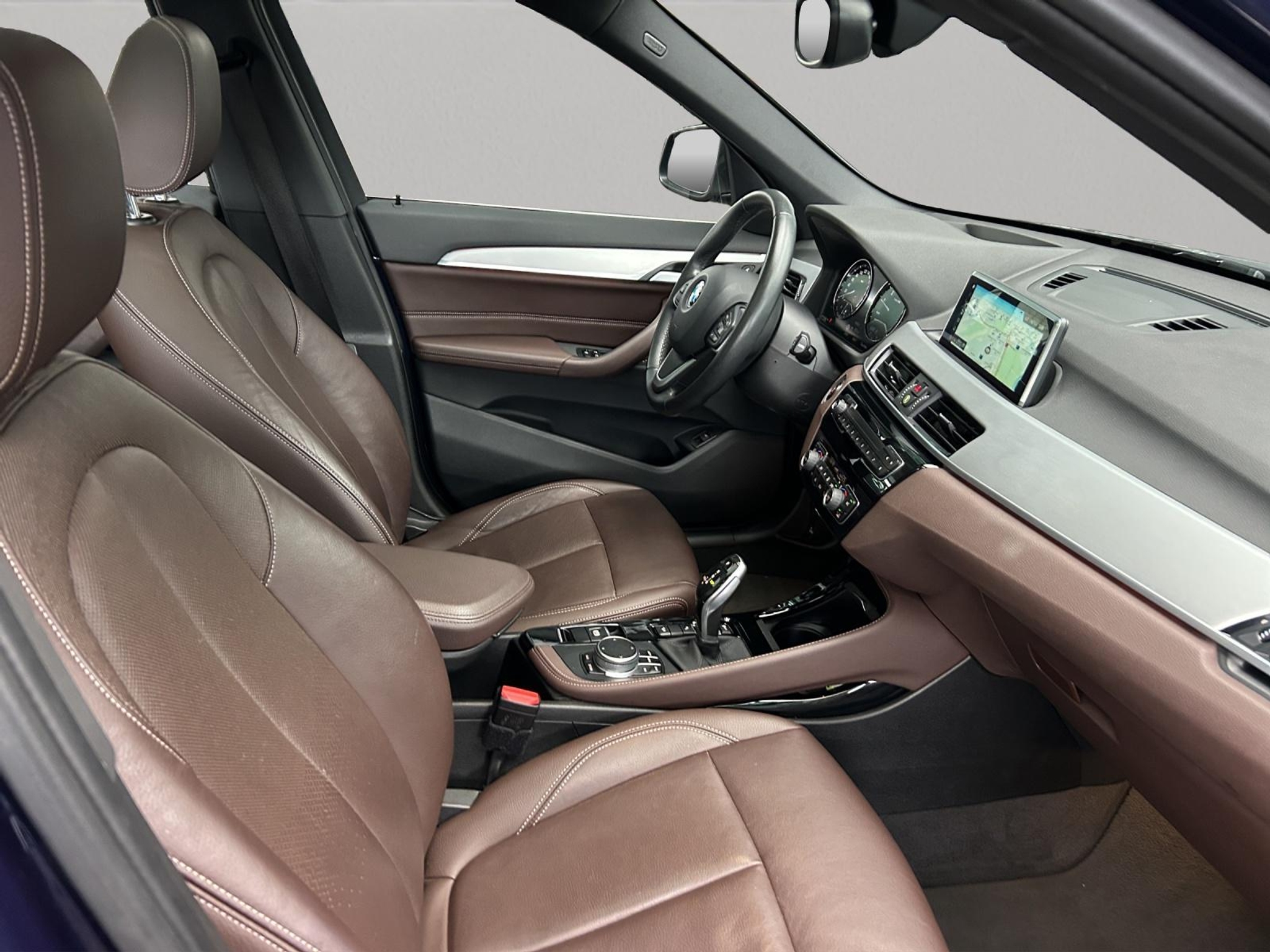 listing desktop thumbnail image 12