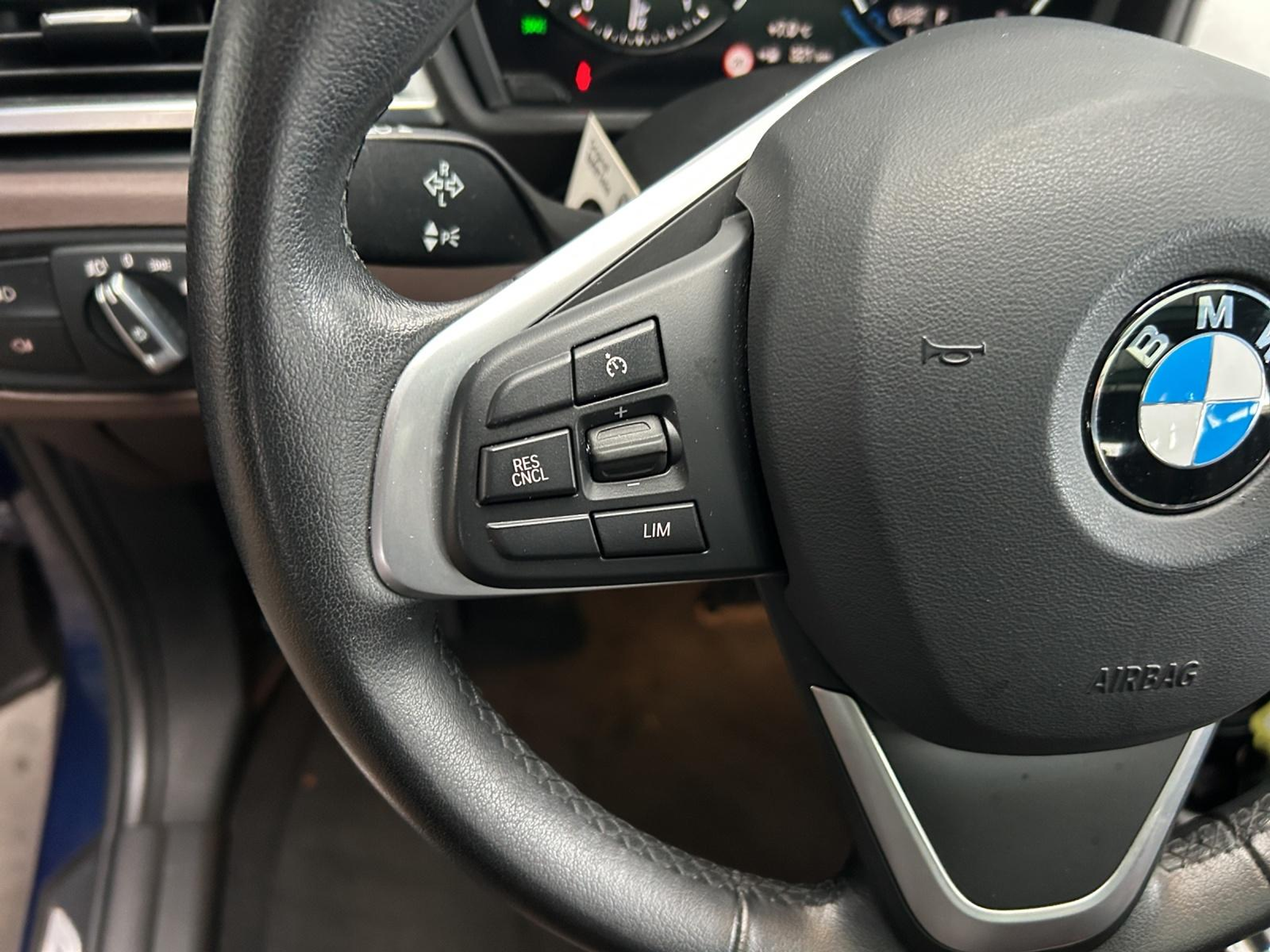 listing desktop thumbnail image 10