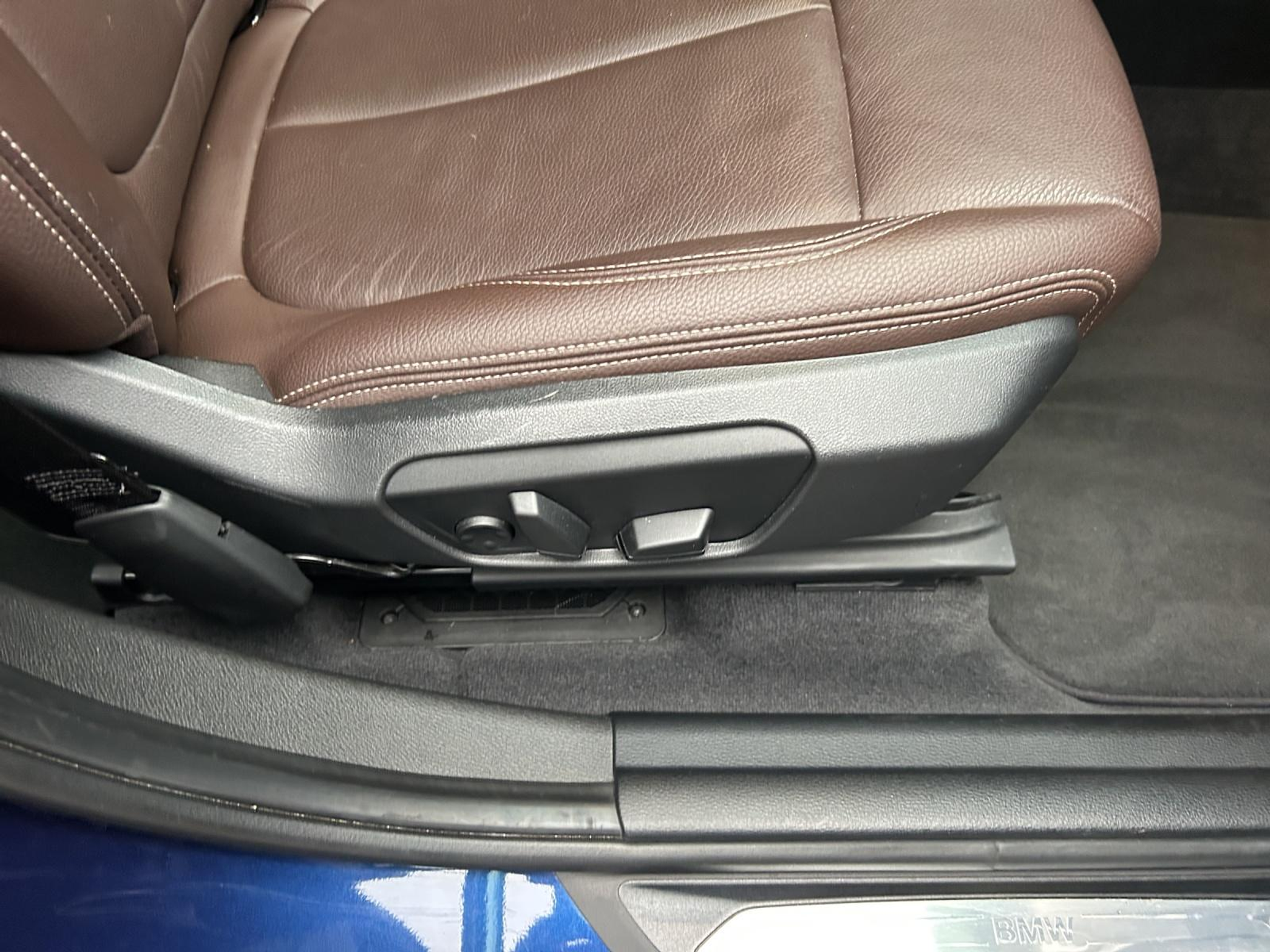 listing desktop thumbnail image 29