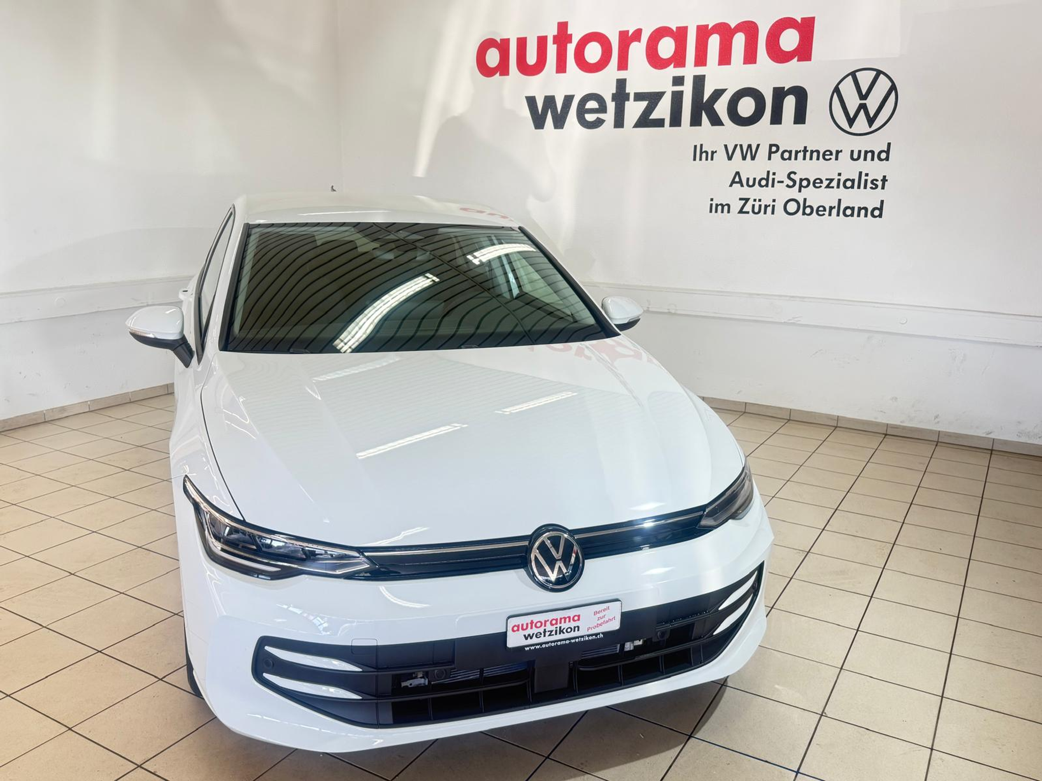 listing desktop thumbnail image 1