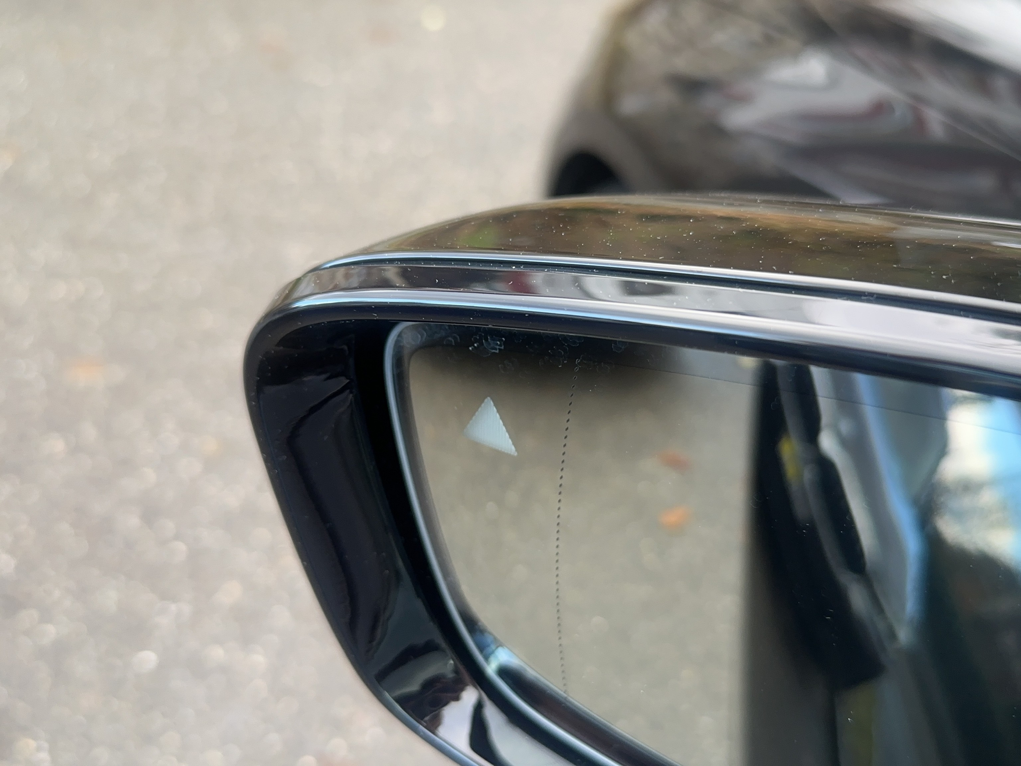 listing desktop thumbnail image 14