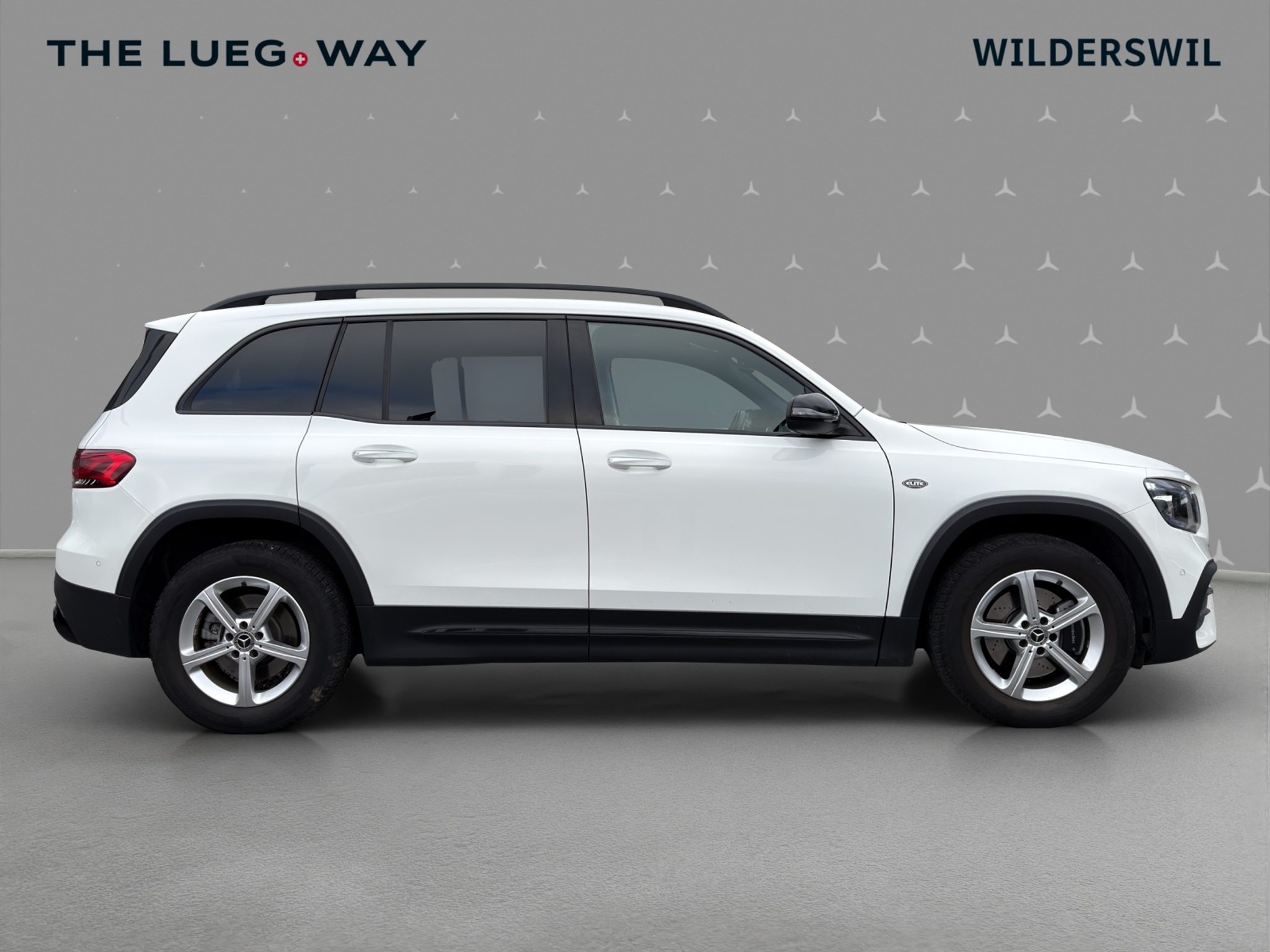 listing desktop thumbnail image 4