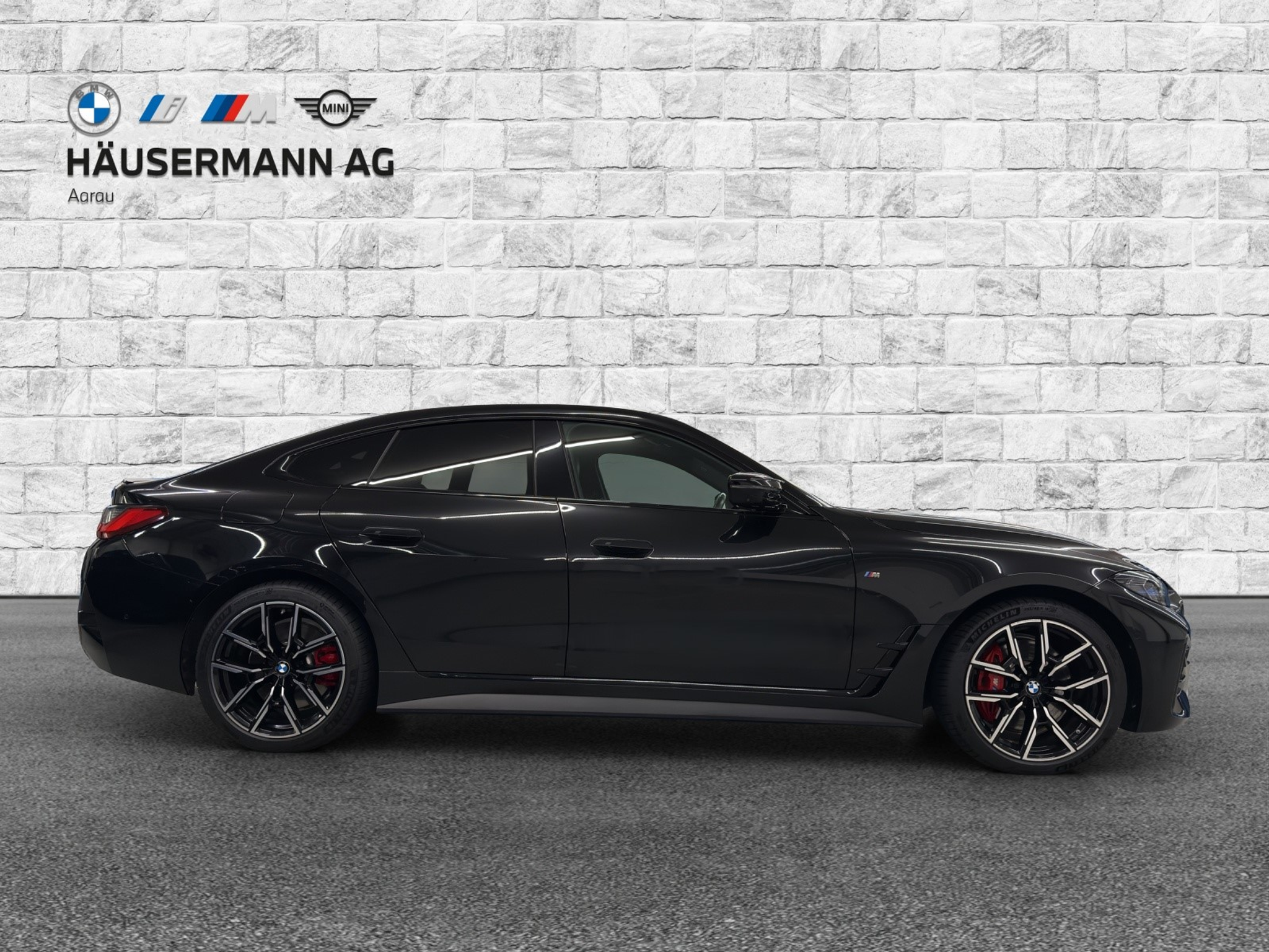 listing desktop thumbnail image 3