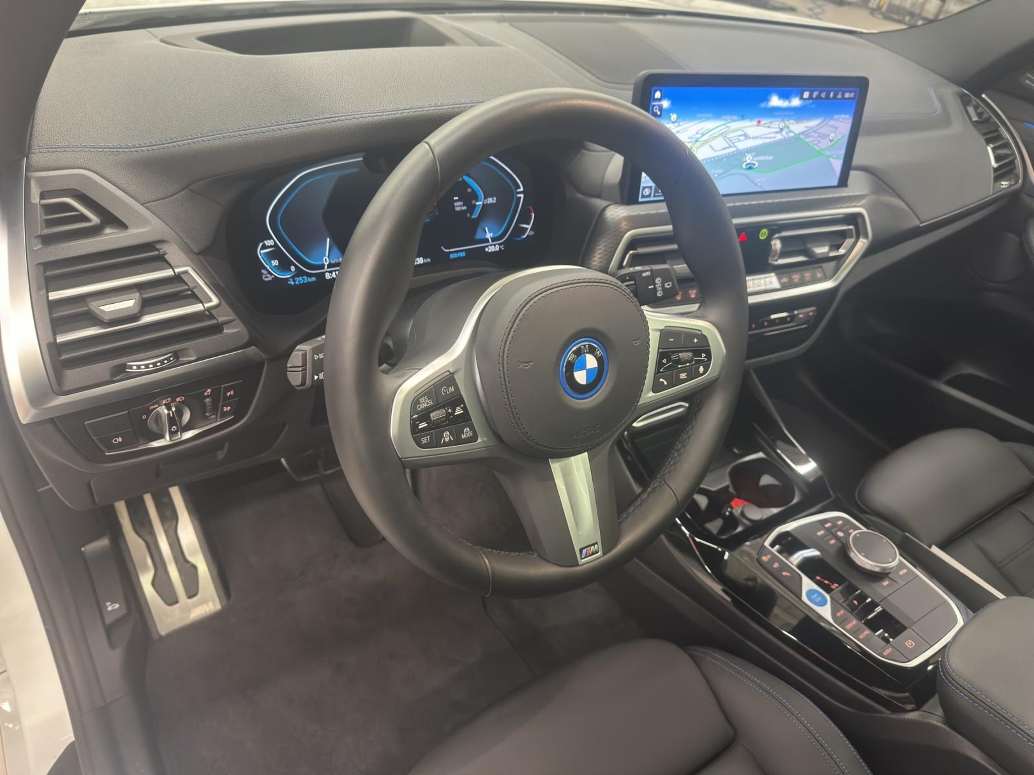 listing desktop thumbnail image 14